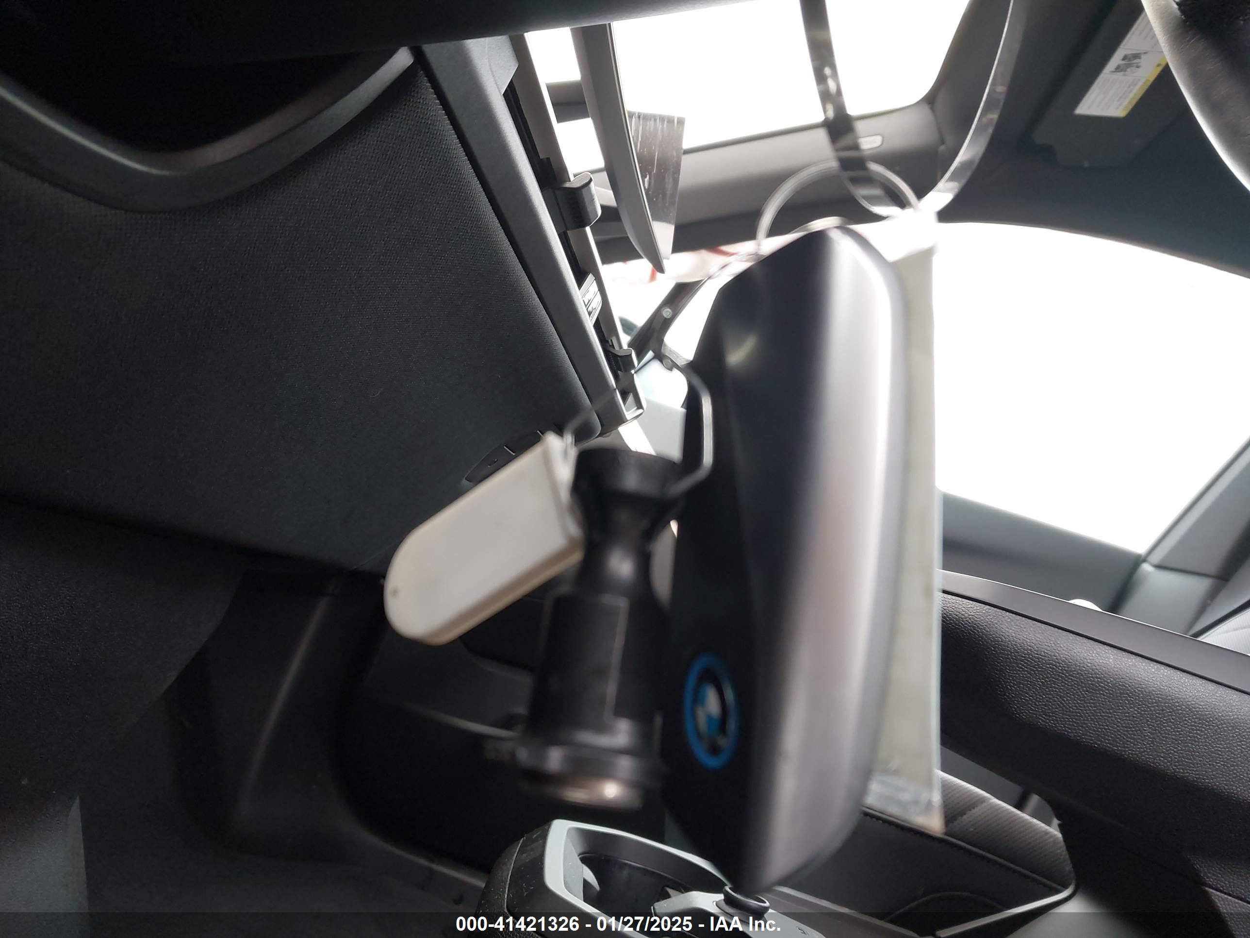 BMW IX image 11