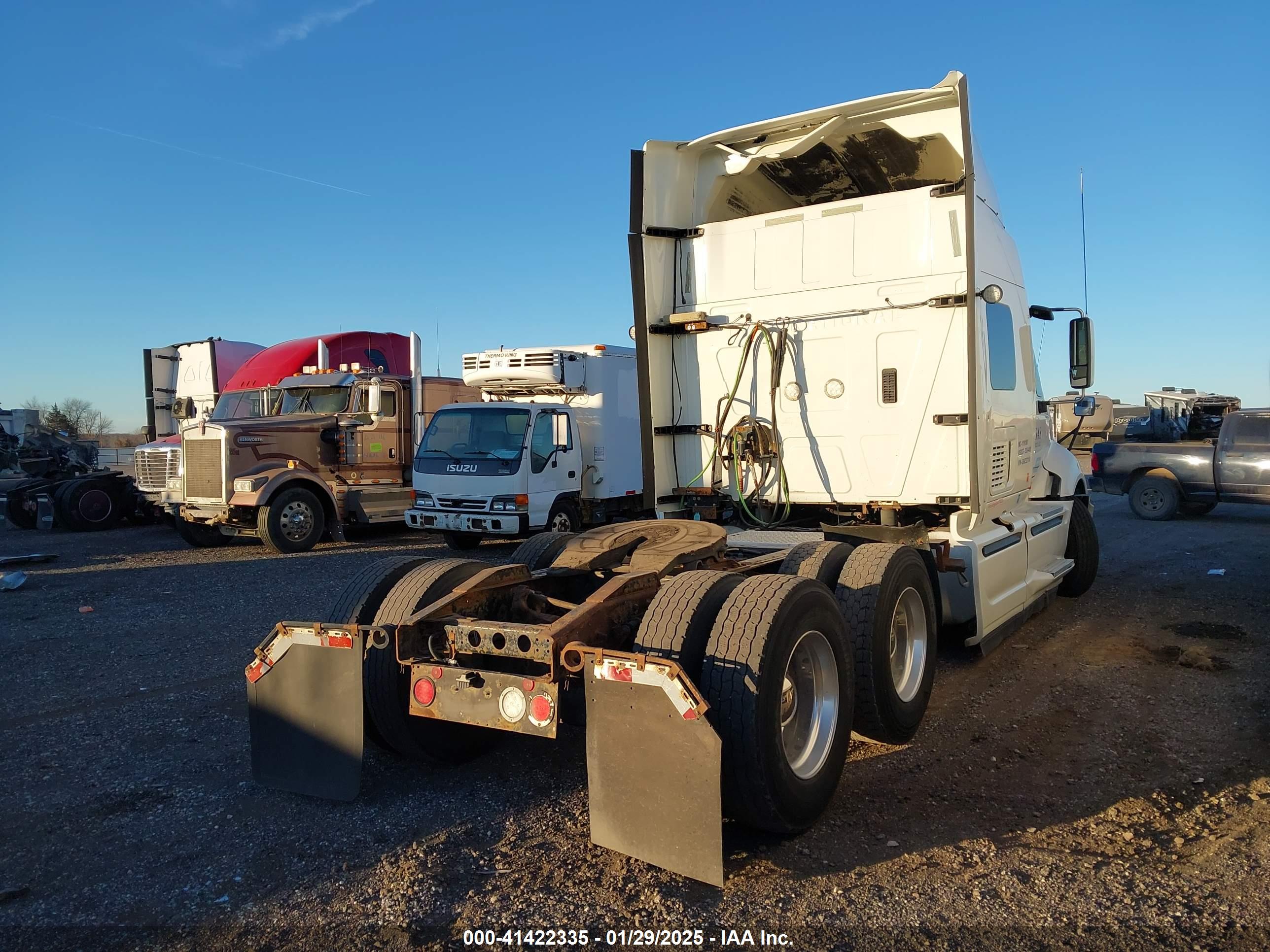 INTERNATIONAL PROSTAR image 4