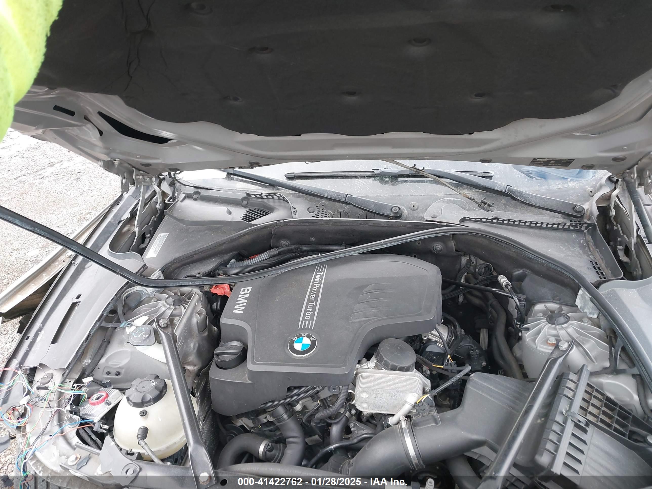 BMW 528I image 10