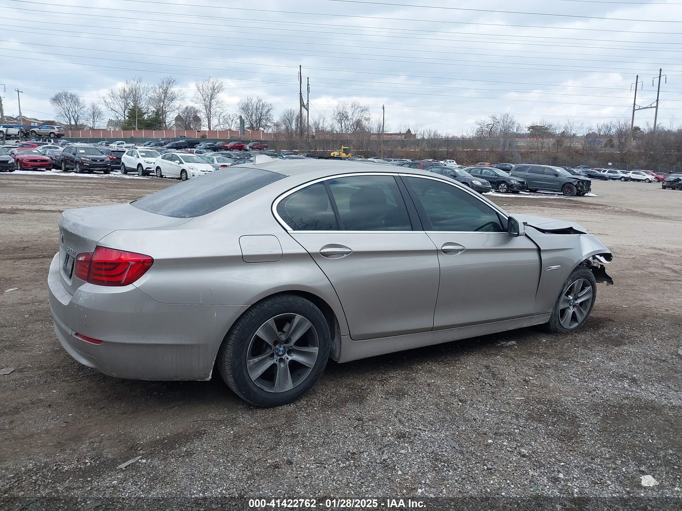 BMW 528I image 4