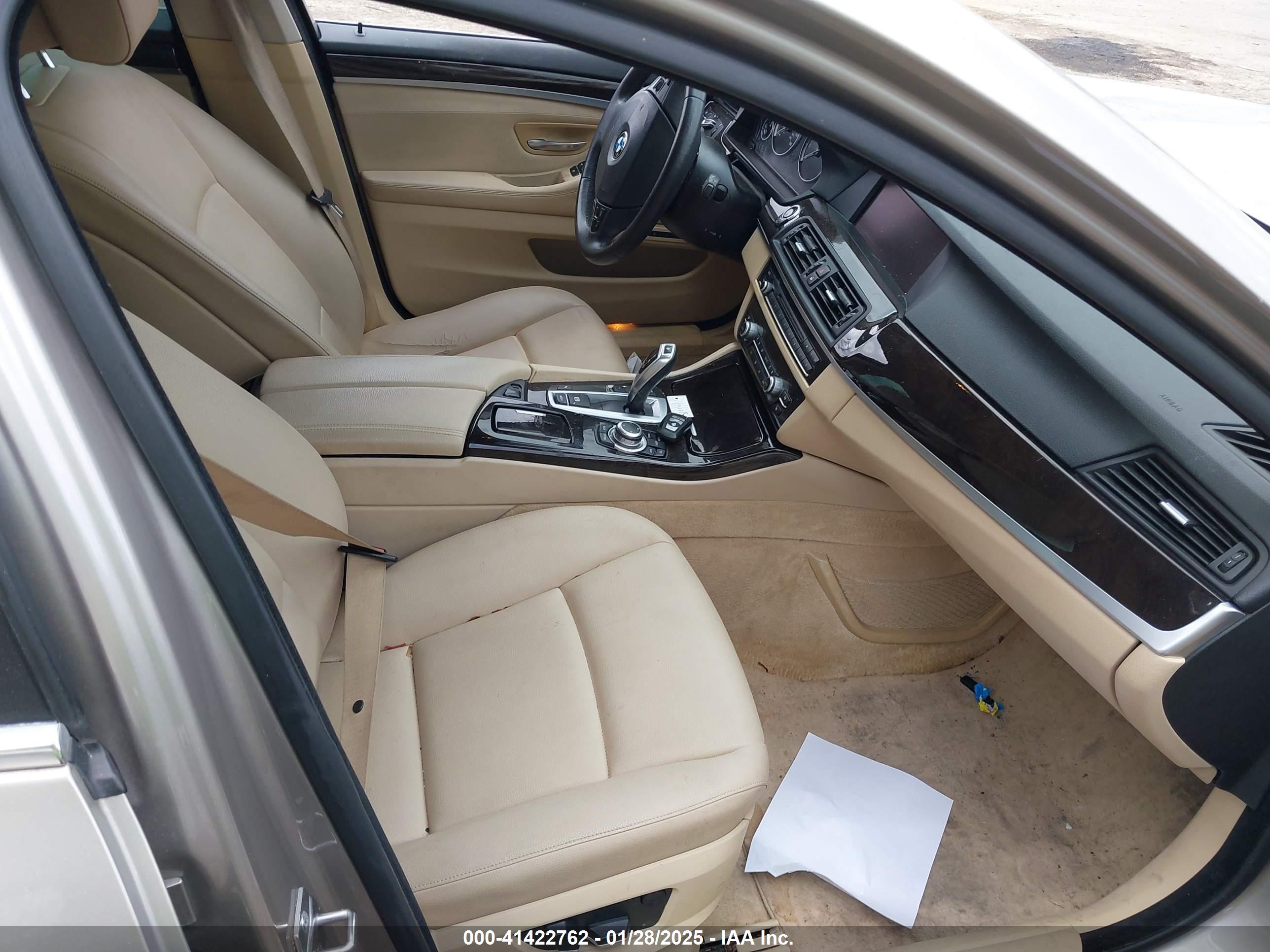 BMW 528I image 5