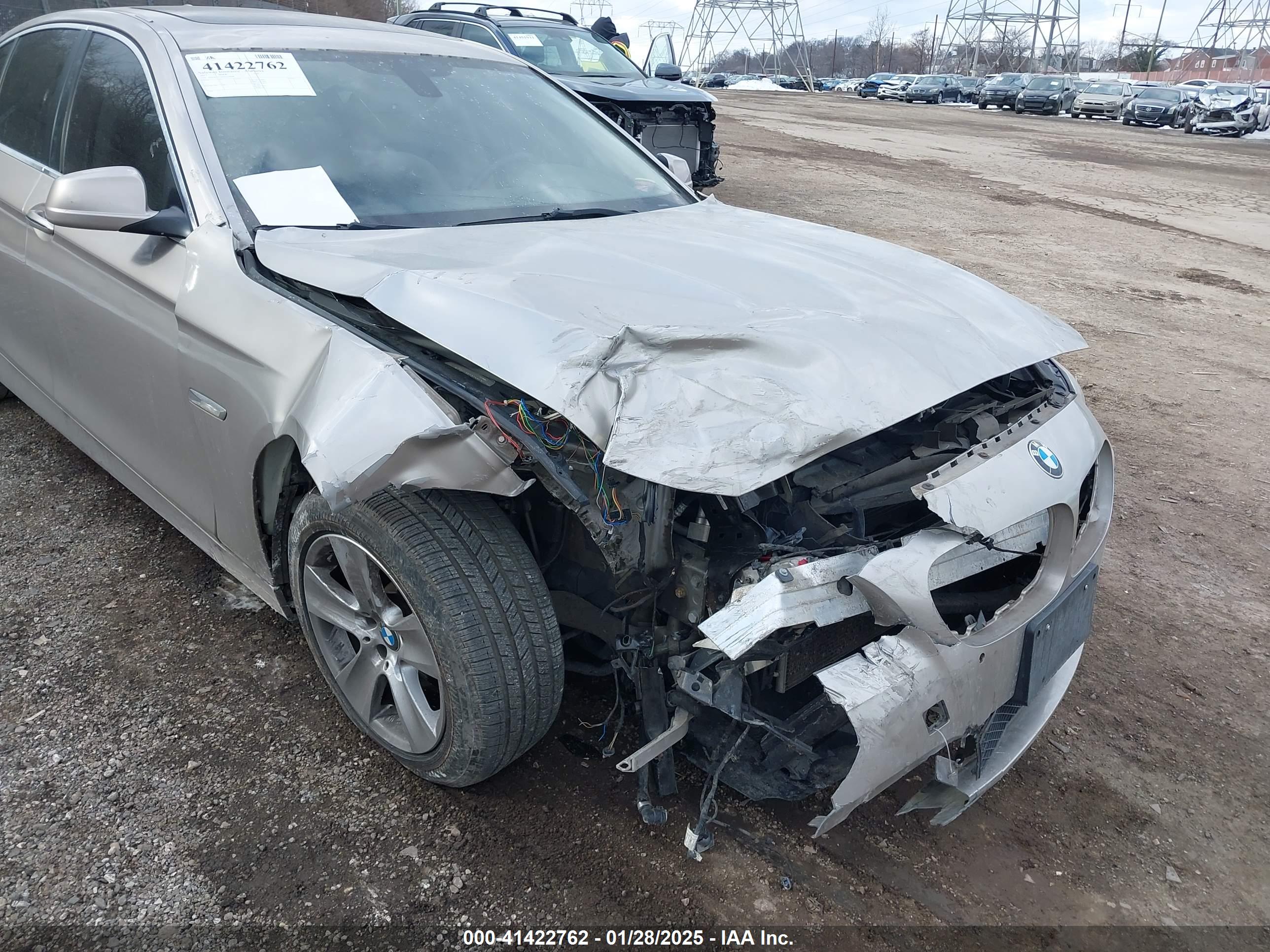 BMW 528I image 6