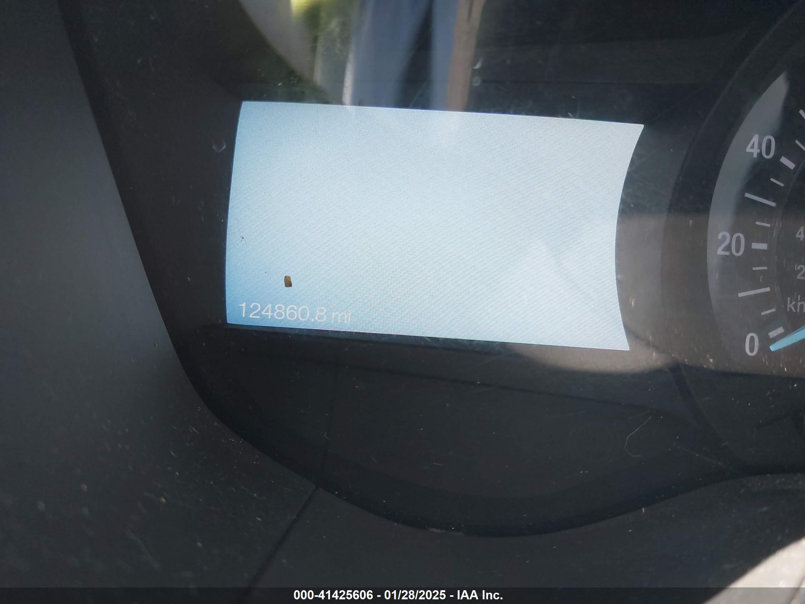 FORD FUSION image 7