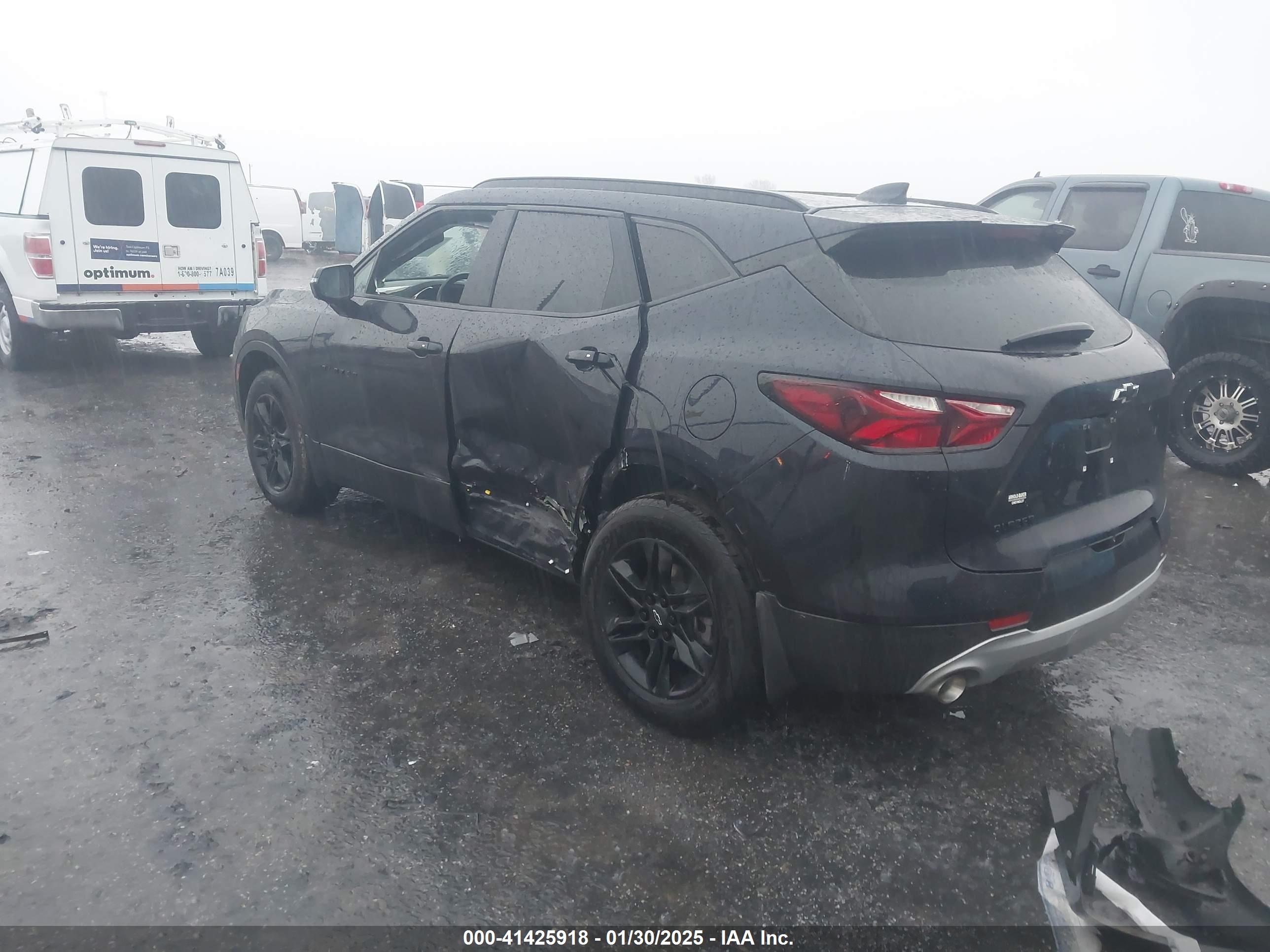 CHEVROLET BLAZER image 3