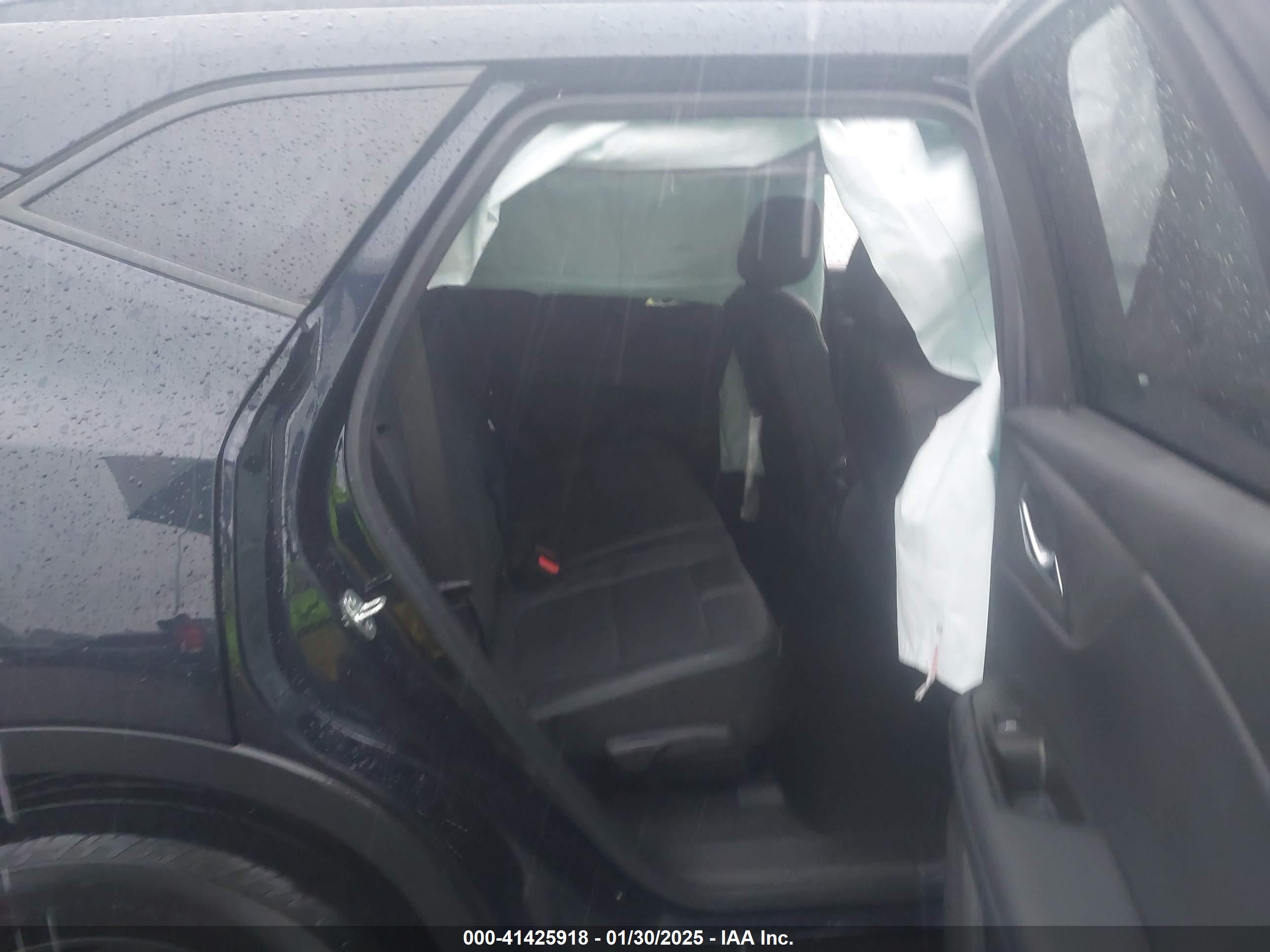 CHEVROLET BLAZER image 8