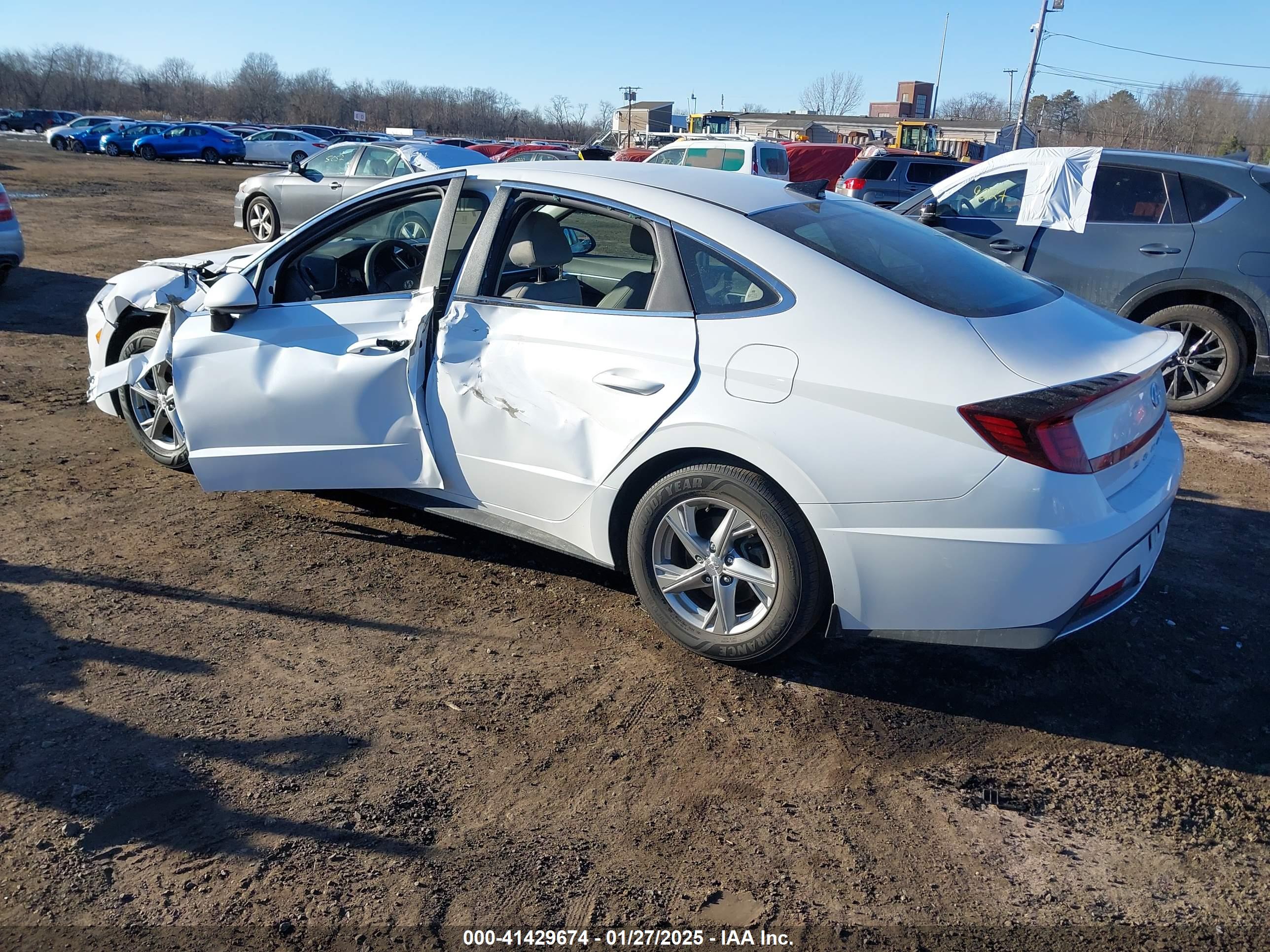 HYUNDAI SONATA image 3