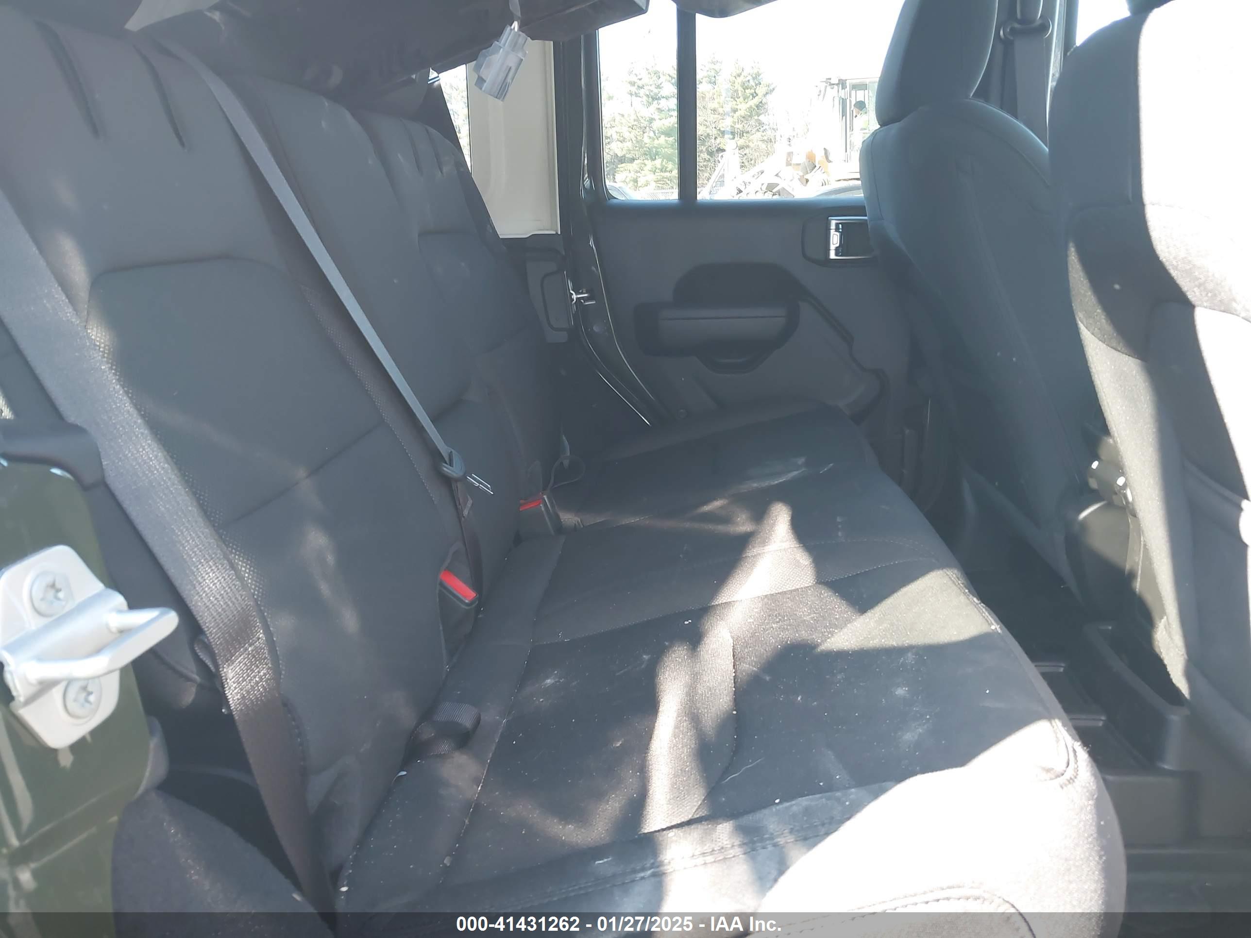 JEEP WRANGLER image 8