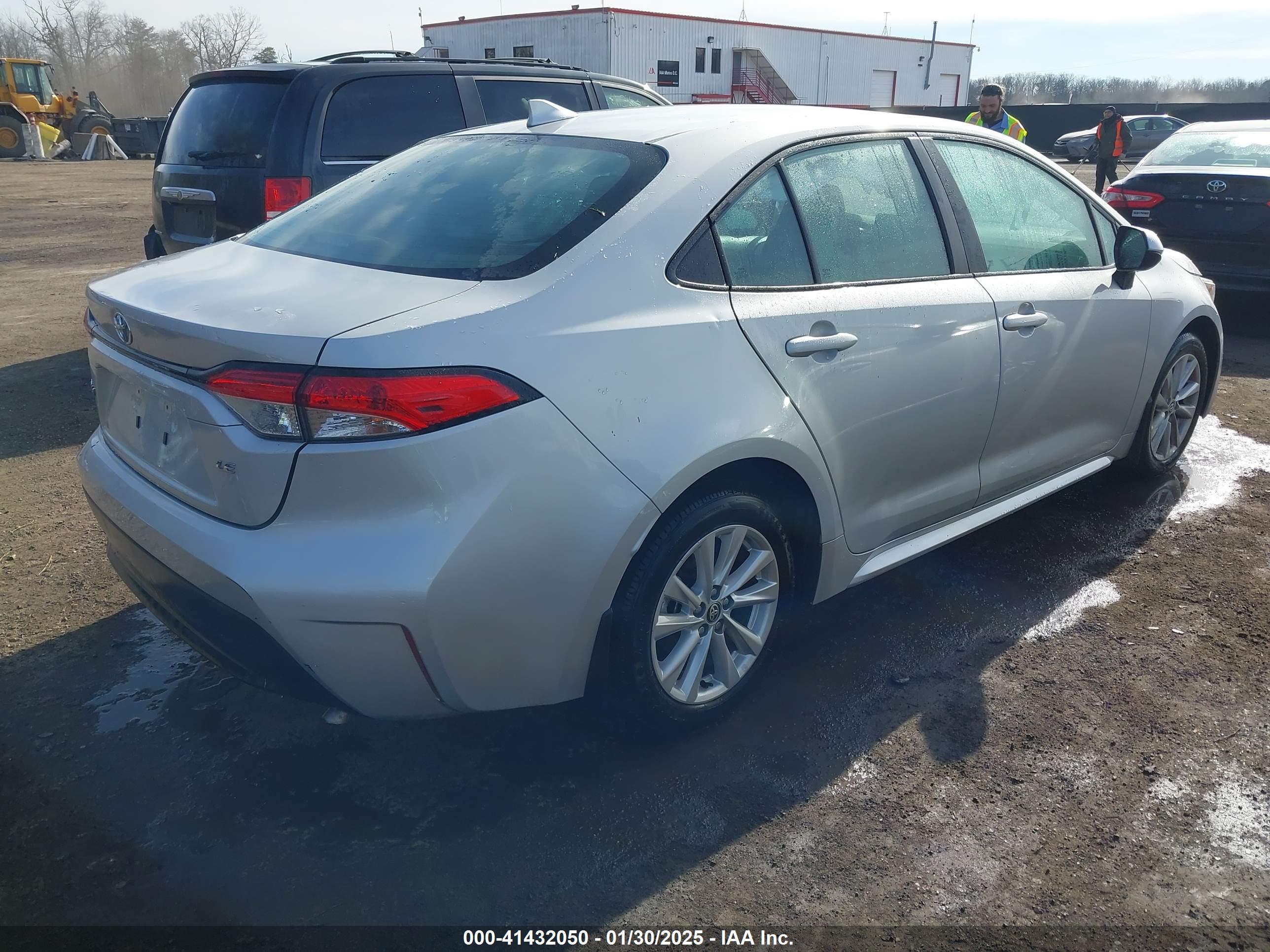 TOYOTA COROLLA image 4