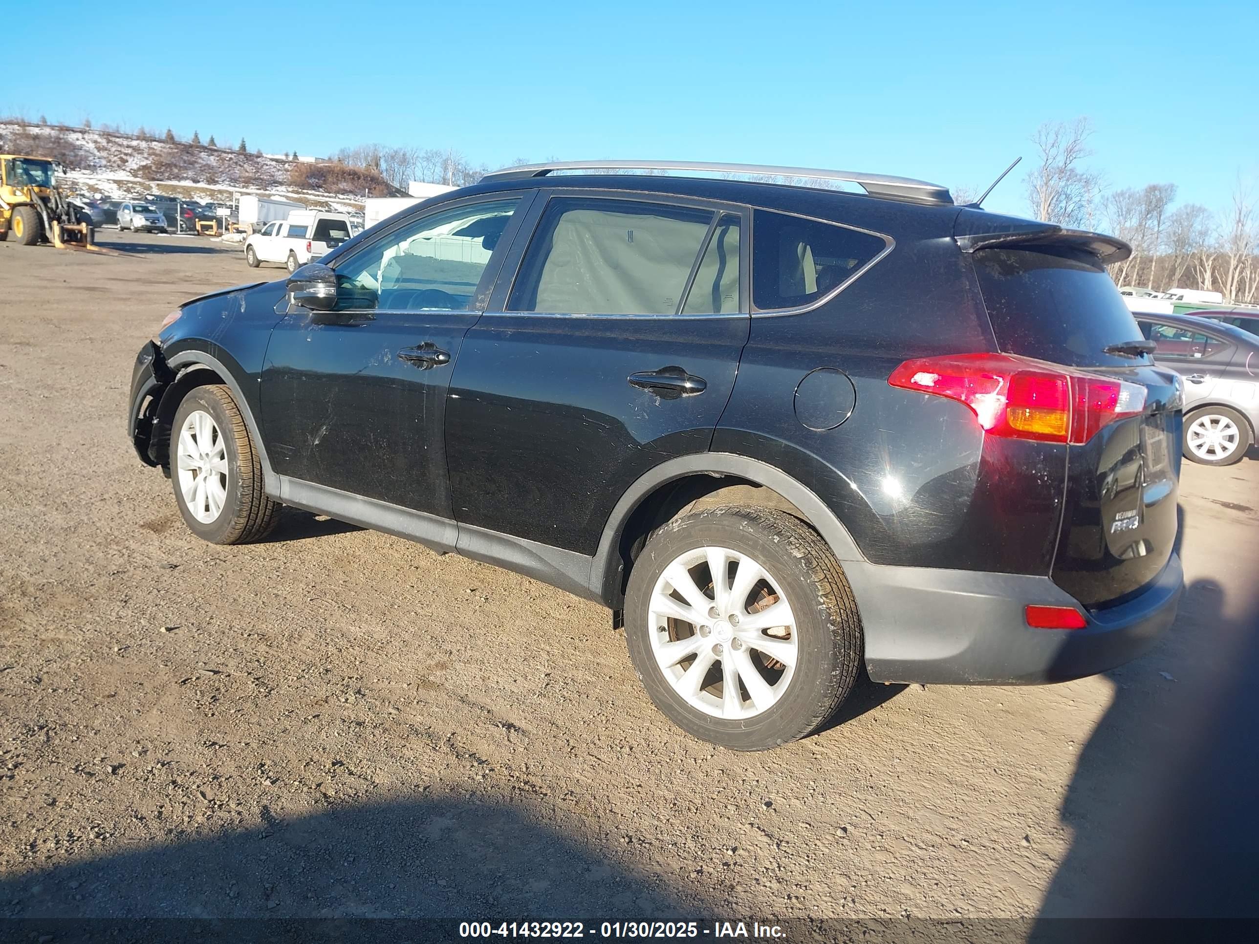 TOYOTA RAV4 image 3