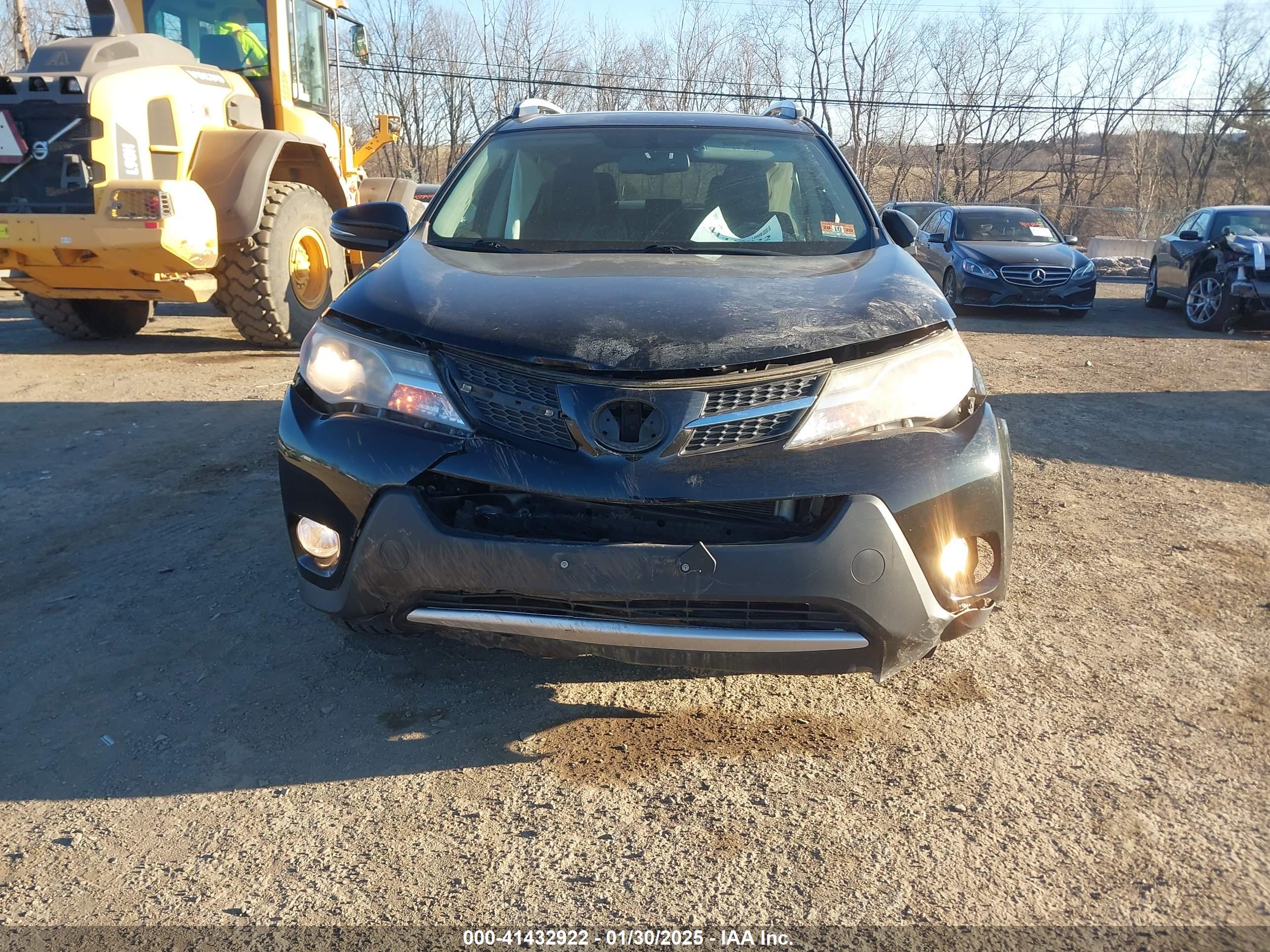 TOYOTA RAV4 image 6