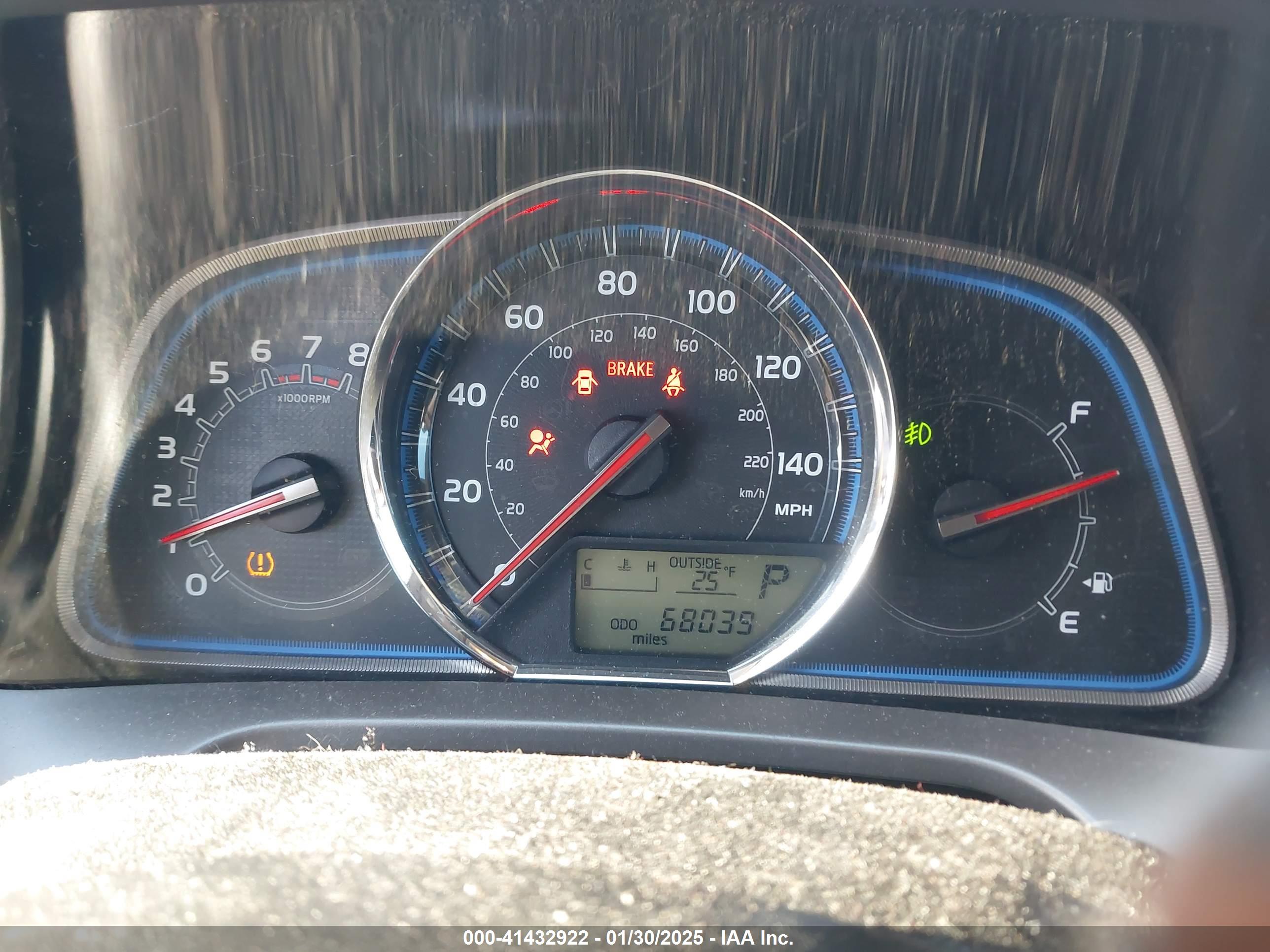 TOYOTA RAV4 image 7