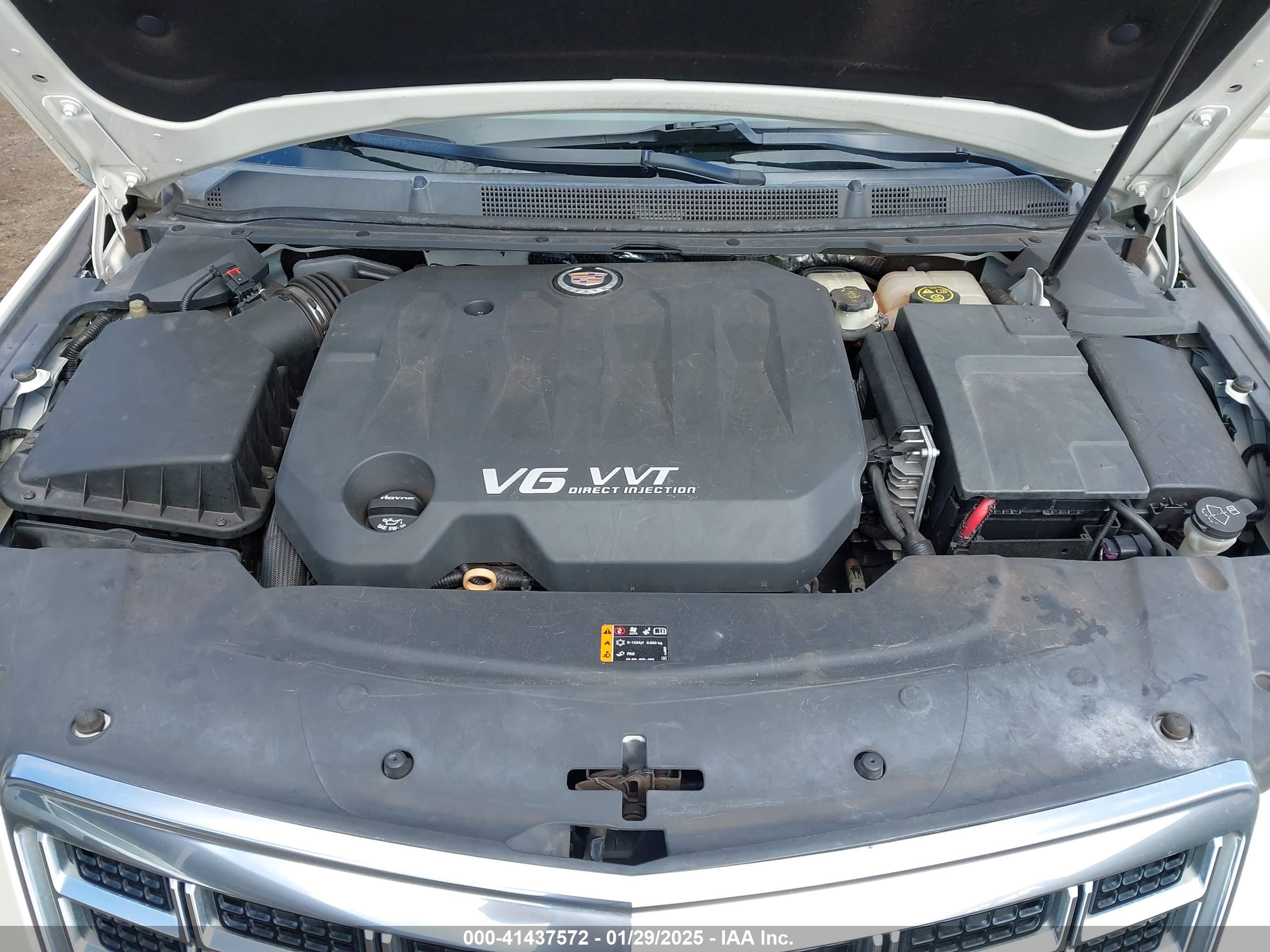CADILLAC XTS image 10
