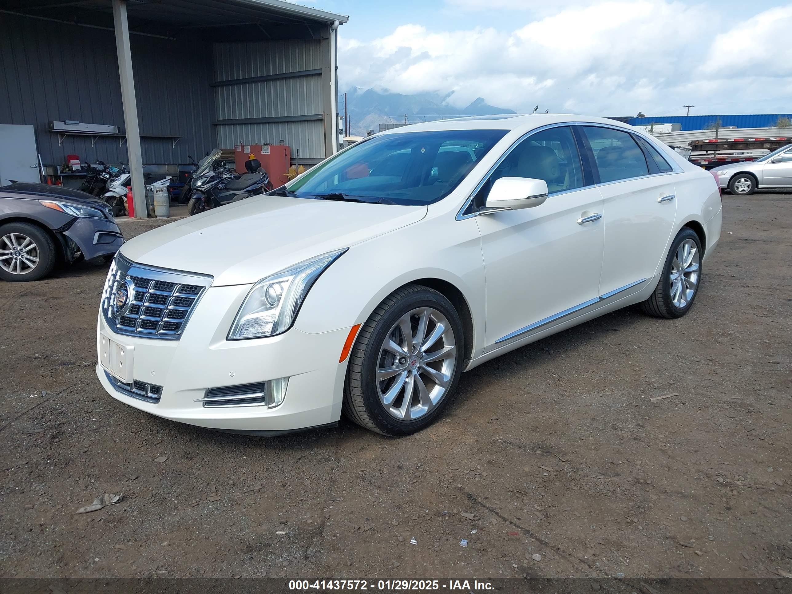 CADILLAC XTS image 6