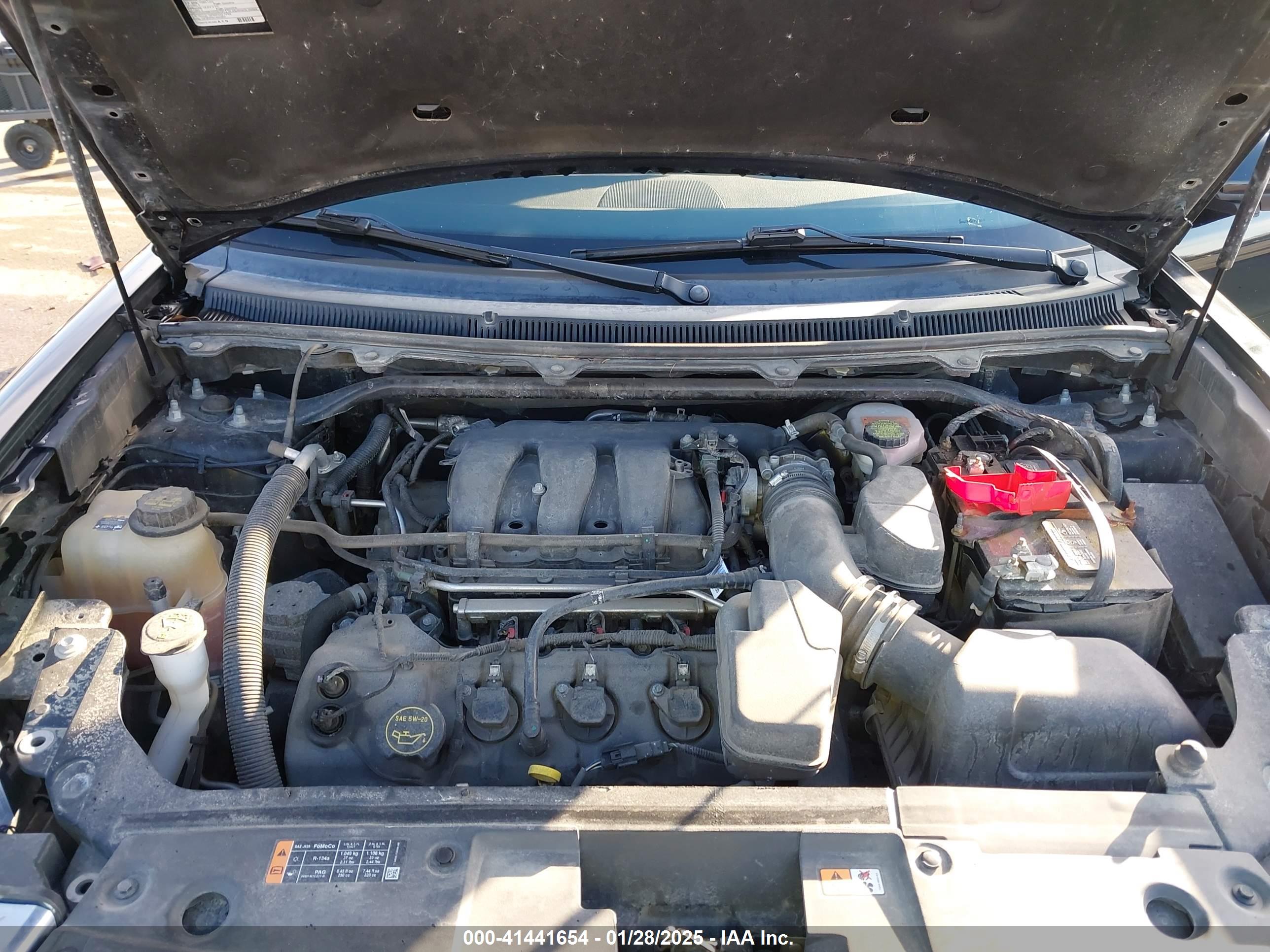 FORD FLEX image 10