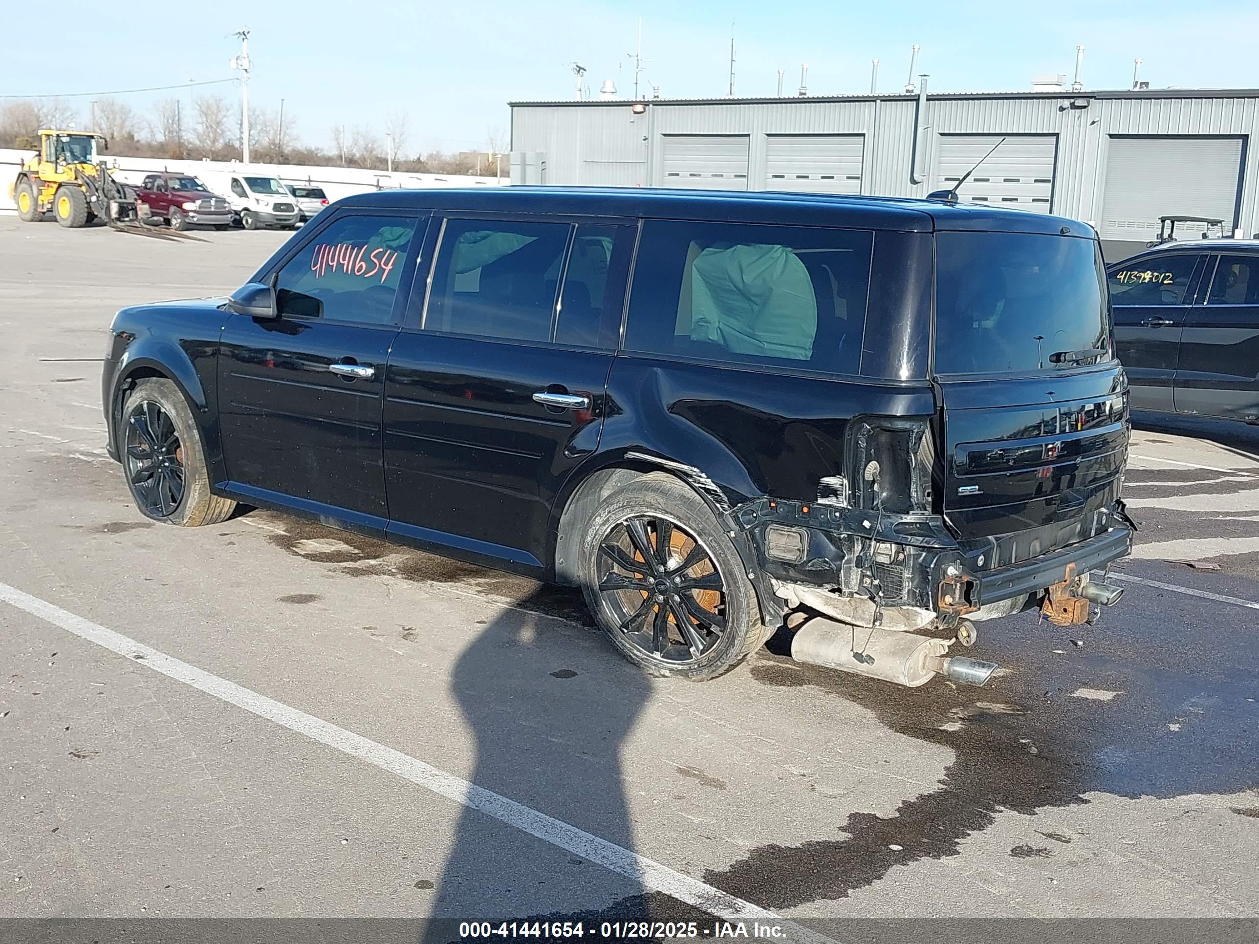 FORD FLEX image 3