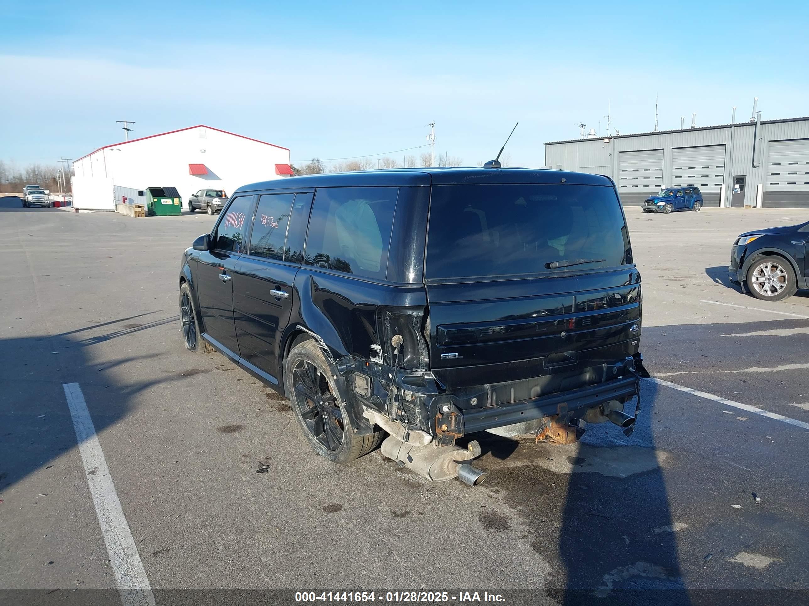 FORD FLEX image 6