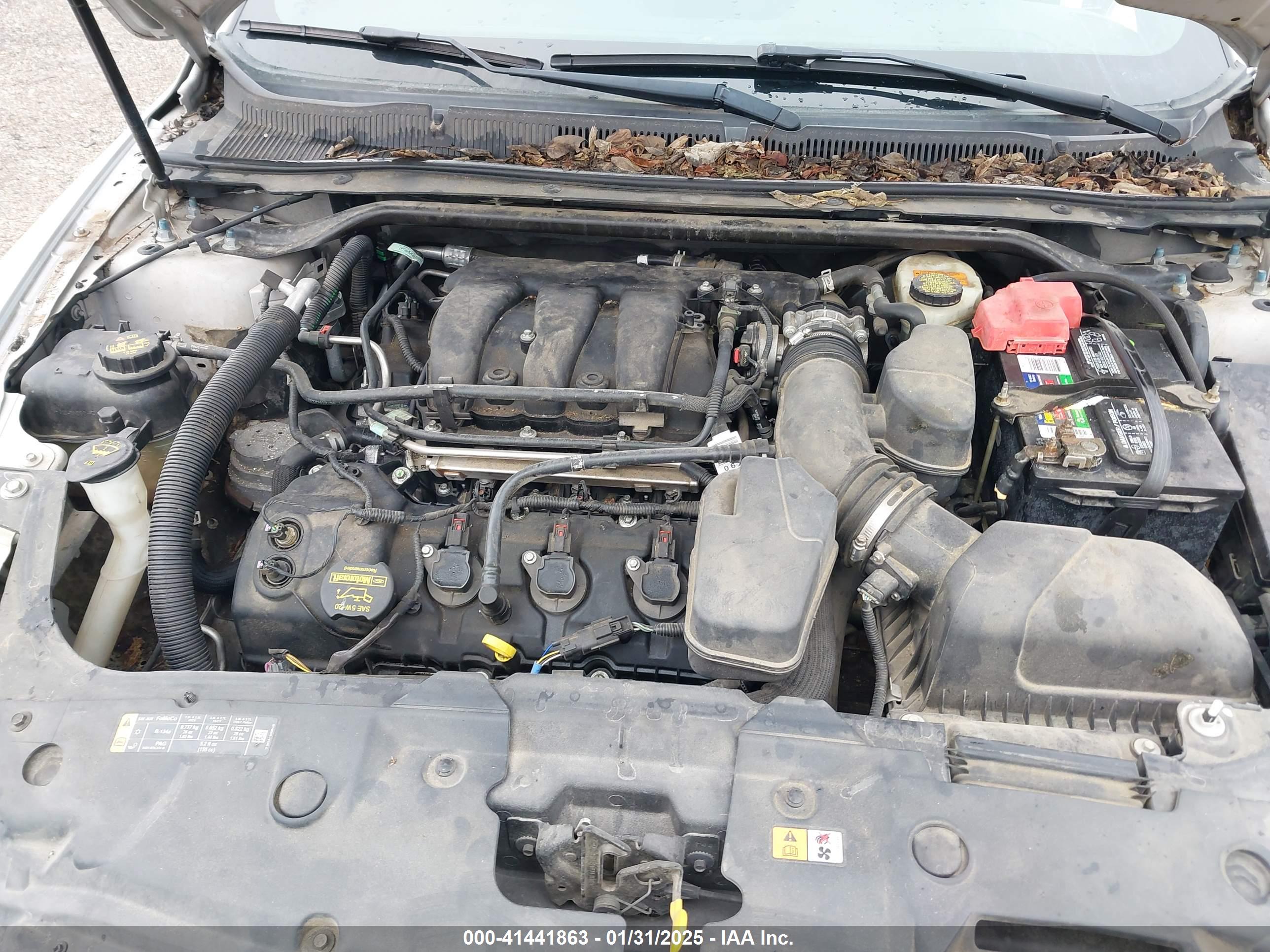 FORD TAURUS image 10