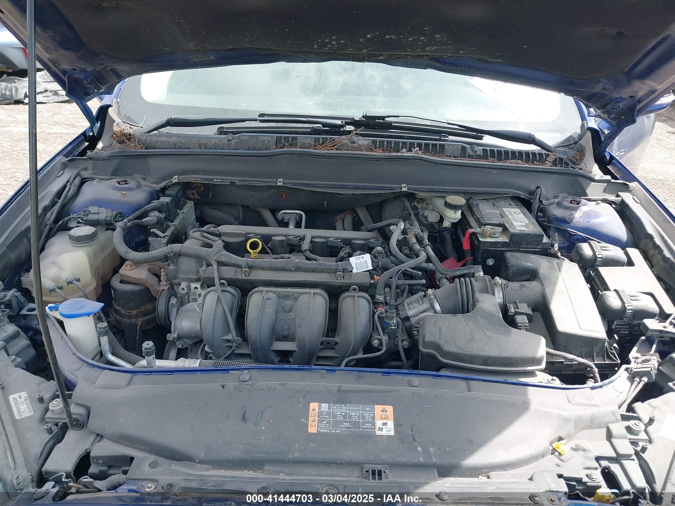FORD FUSION image 10