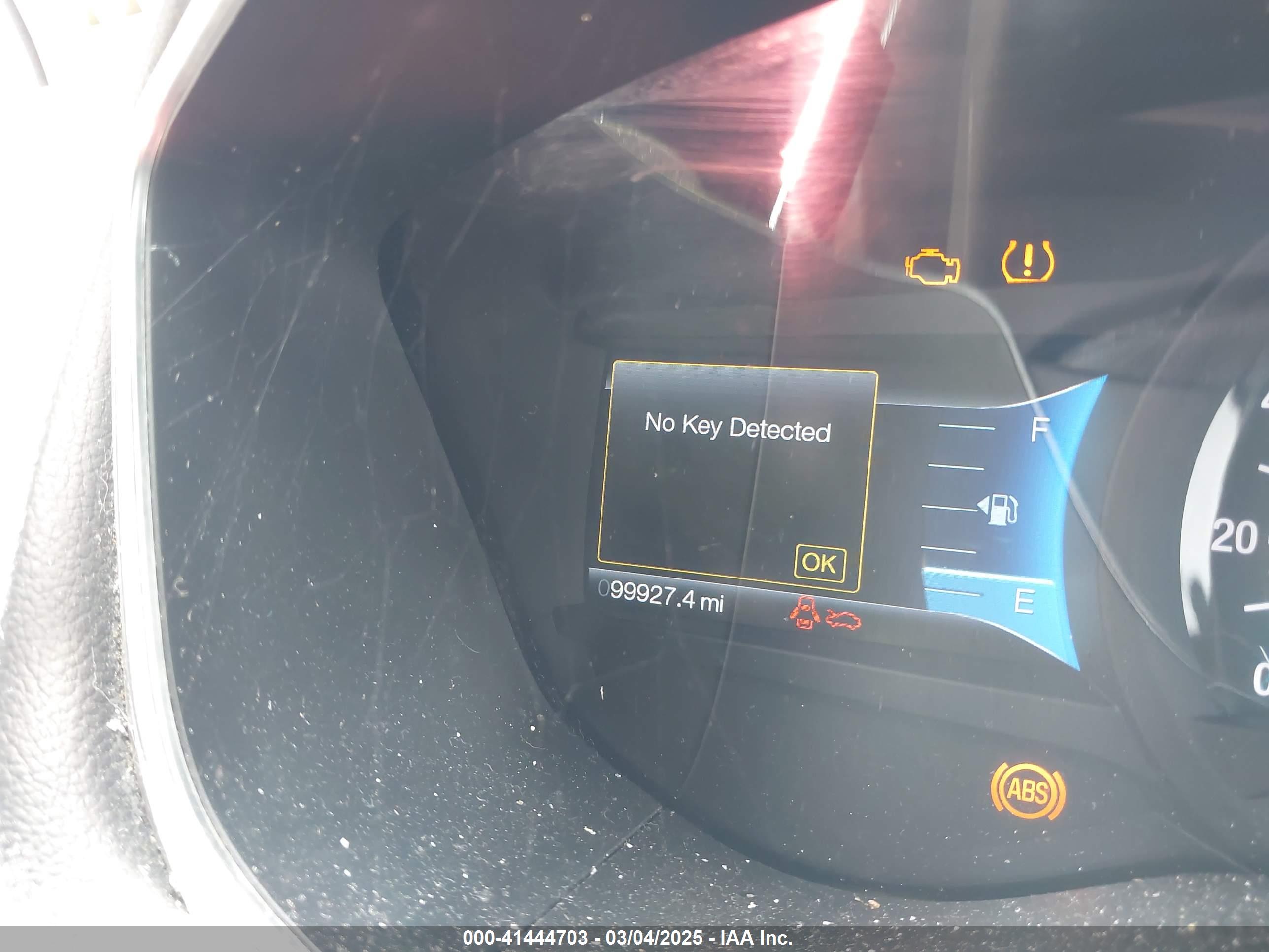 FORD FUSION image 7