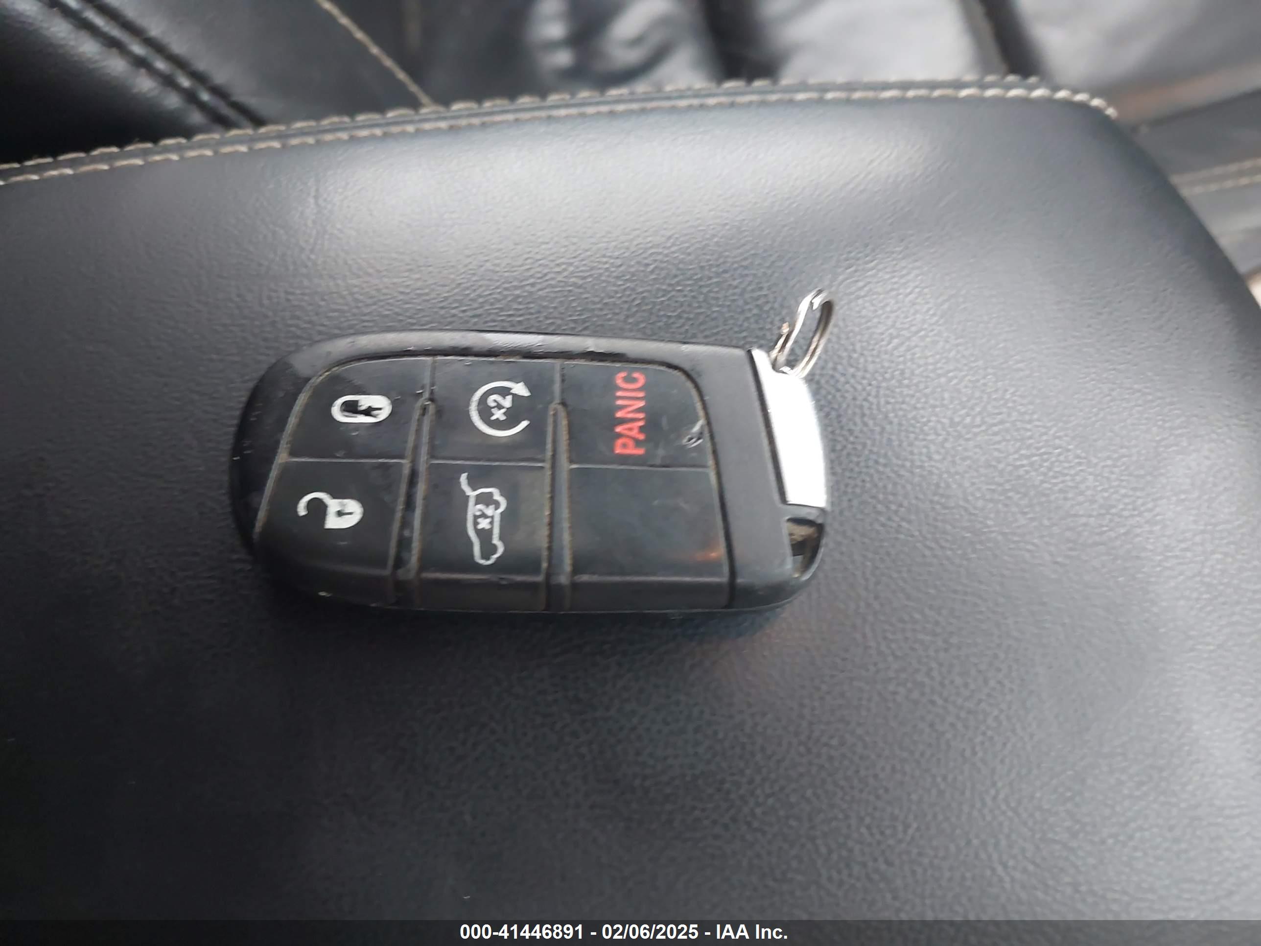 JEEP GRAND image 11