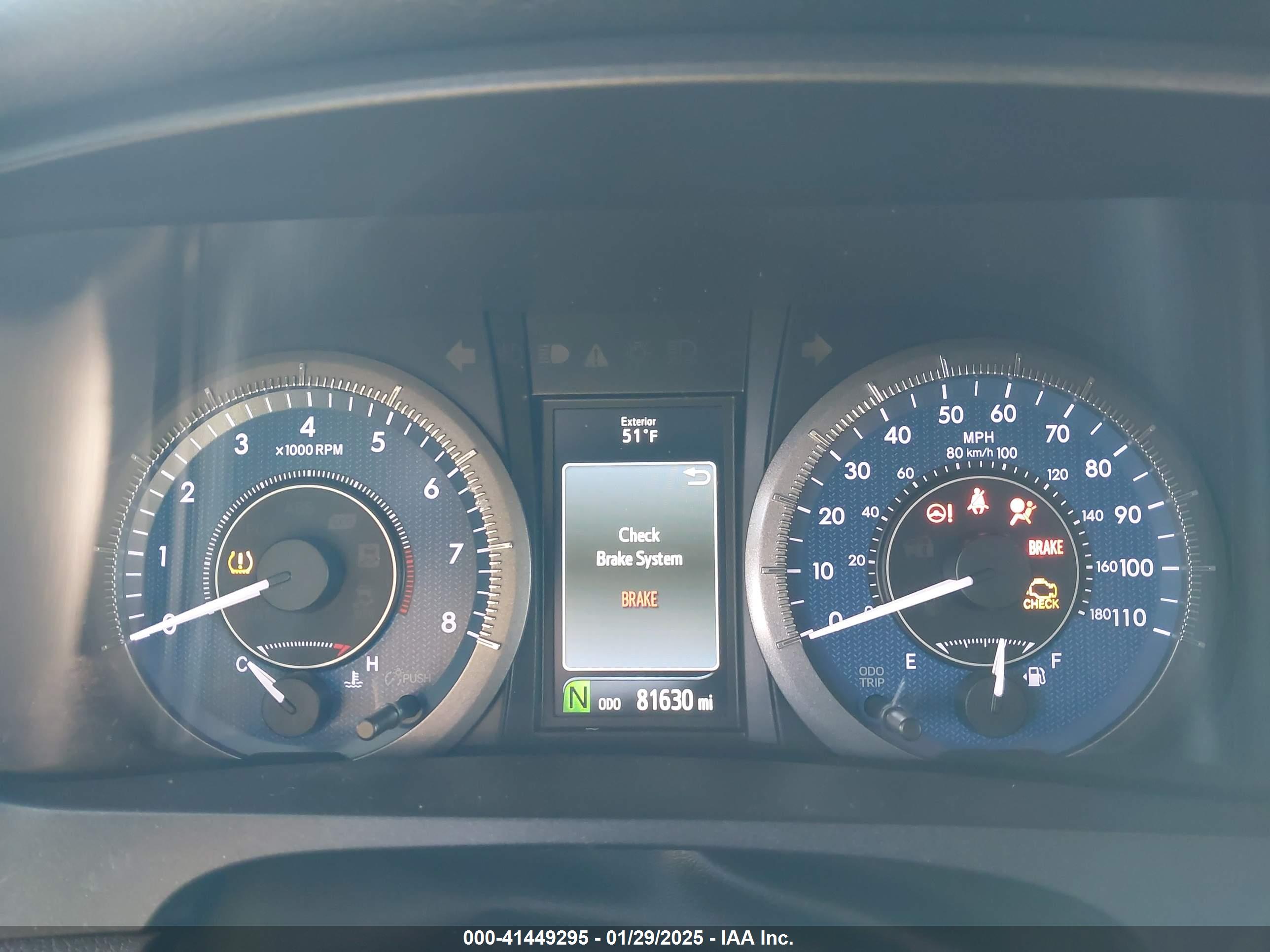 TOYOTA SIENNA image 7