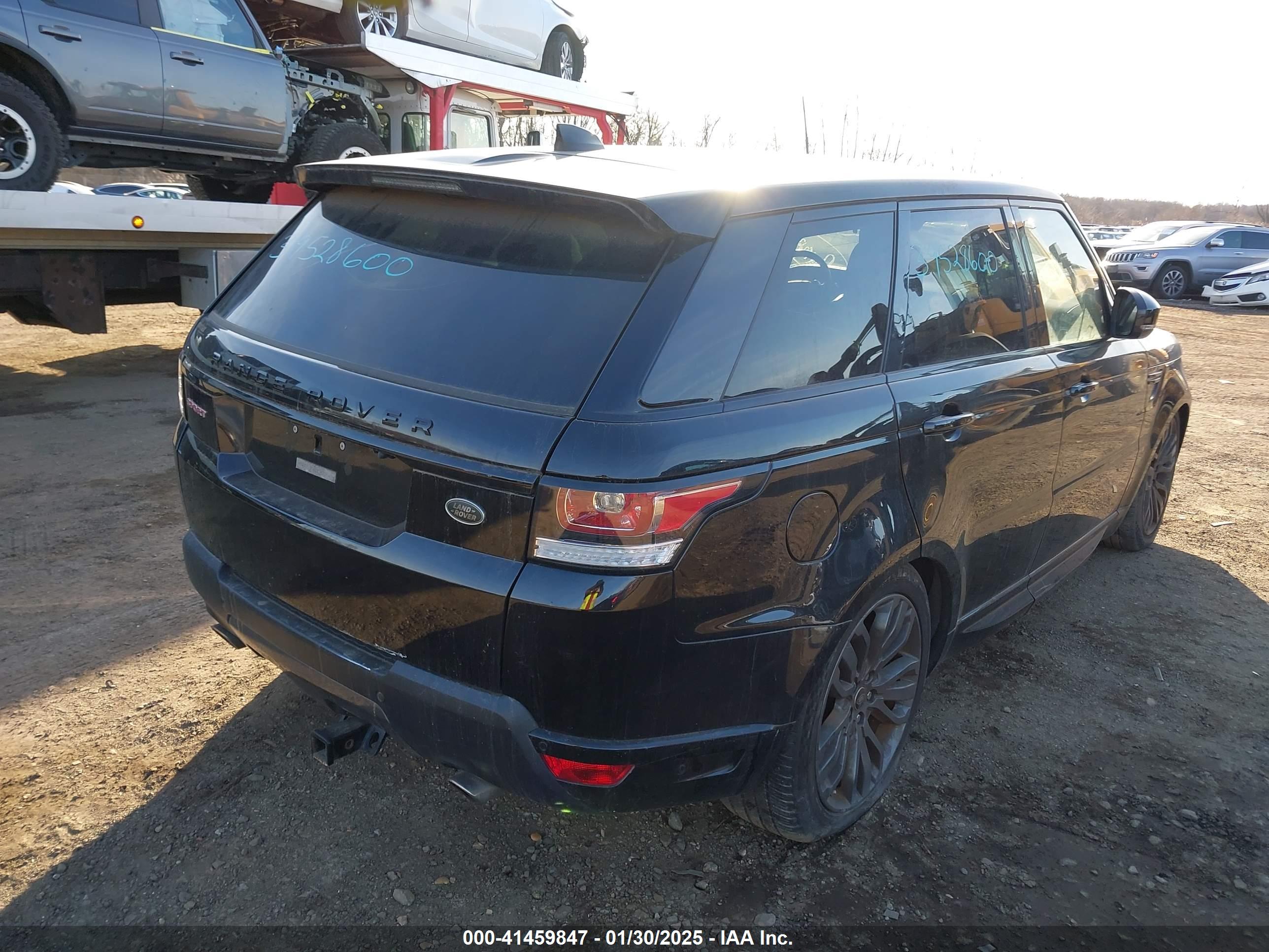 LAND ROVER image 6