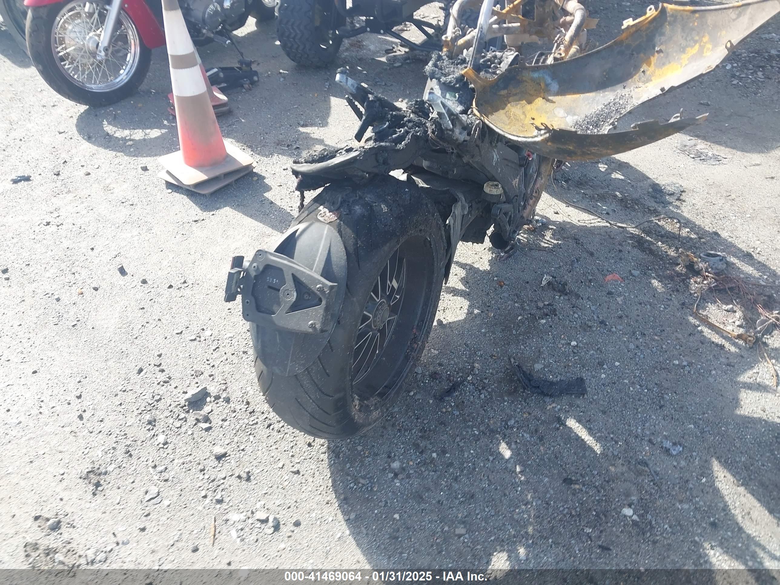 DUCATI DIAVEL image 6