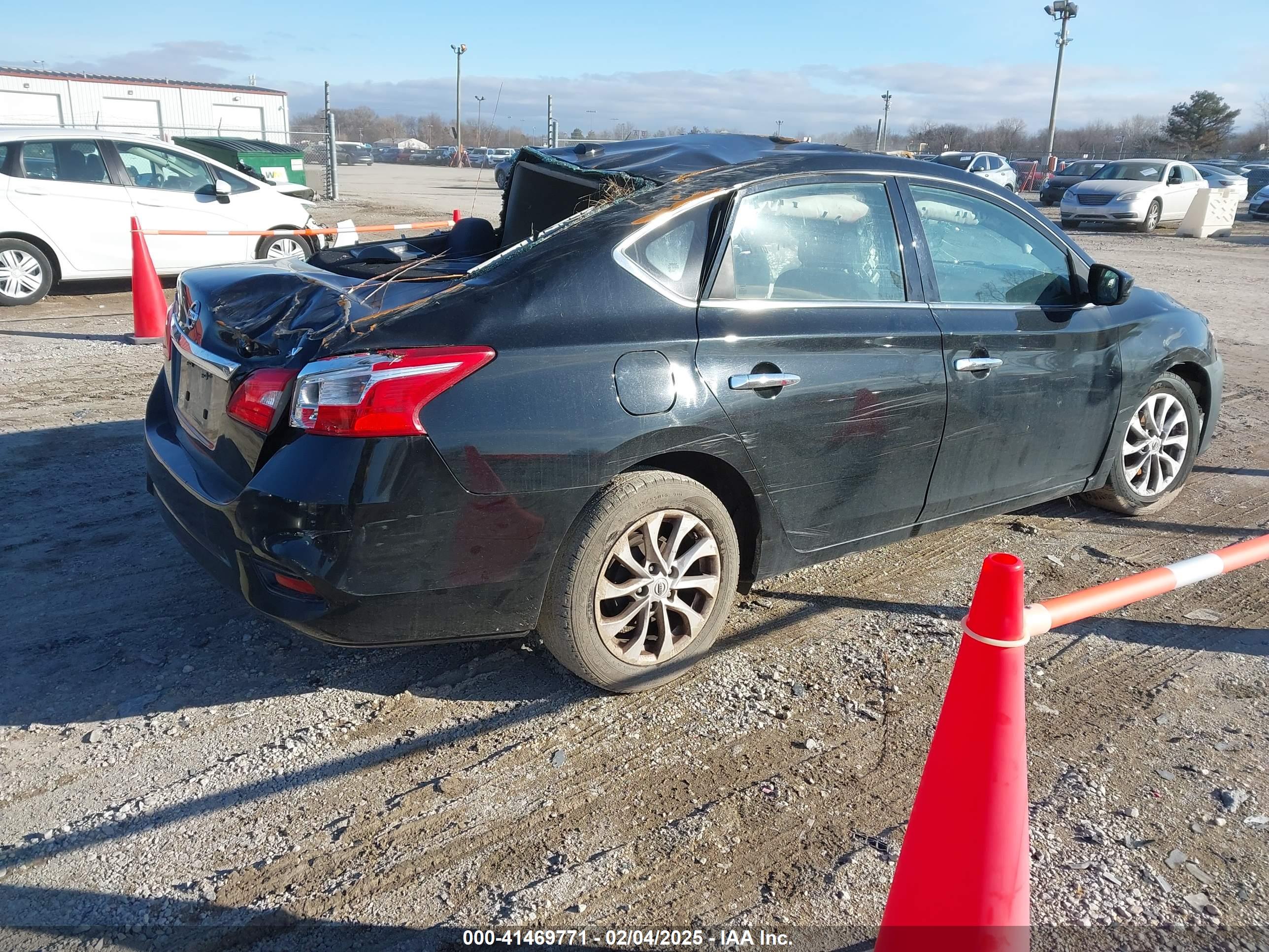 NISSAN SENTRA image 4