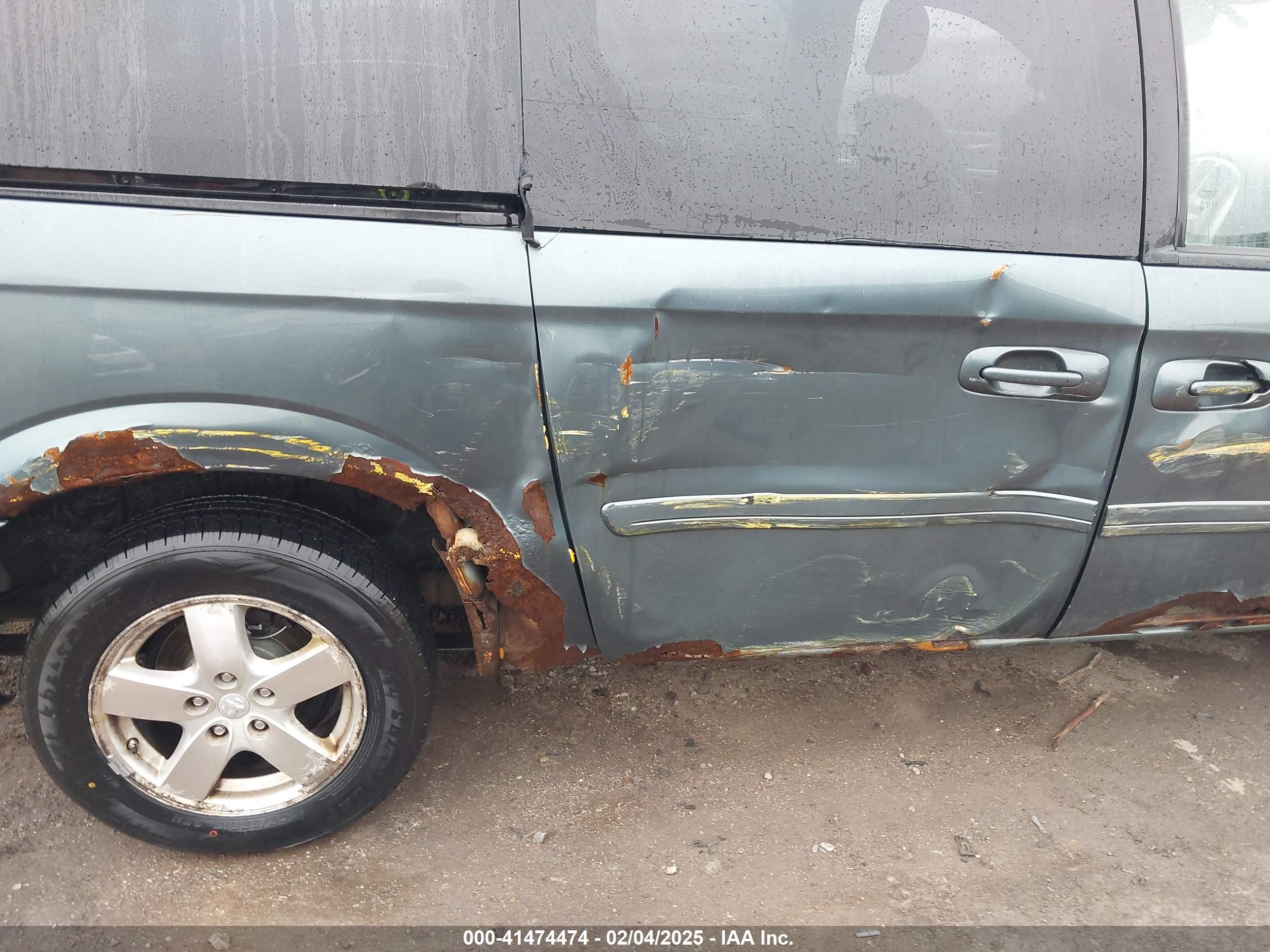 DODGE GRAND image 6