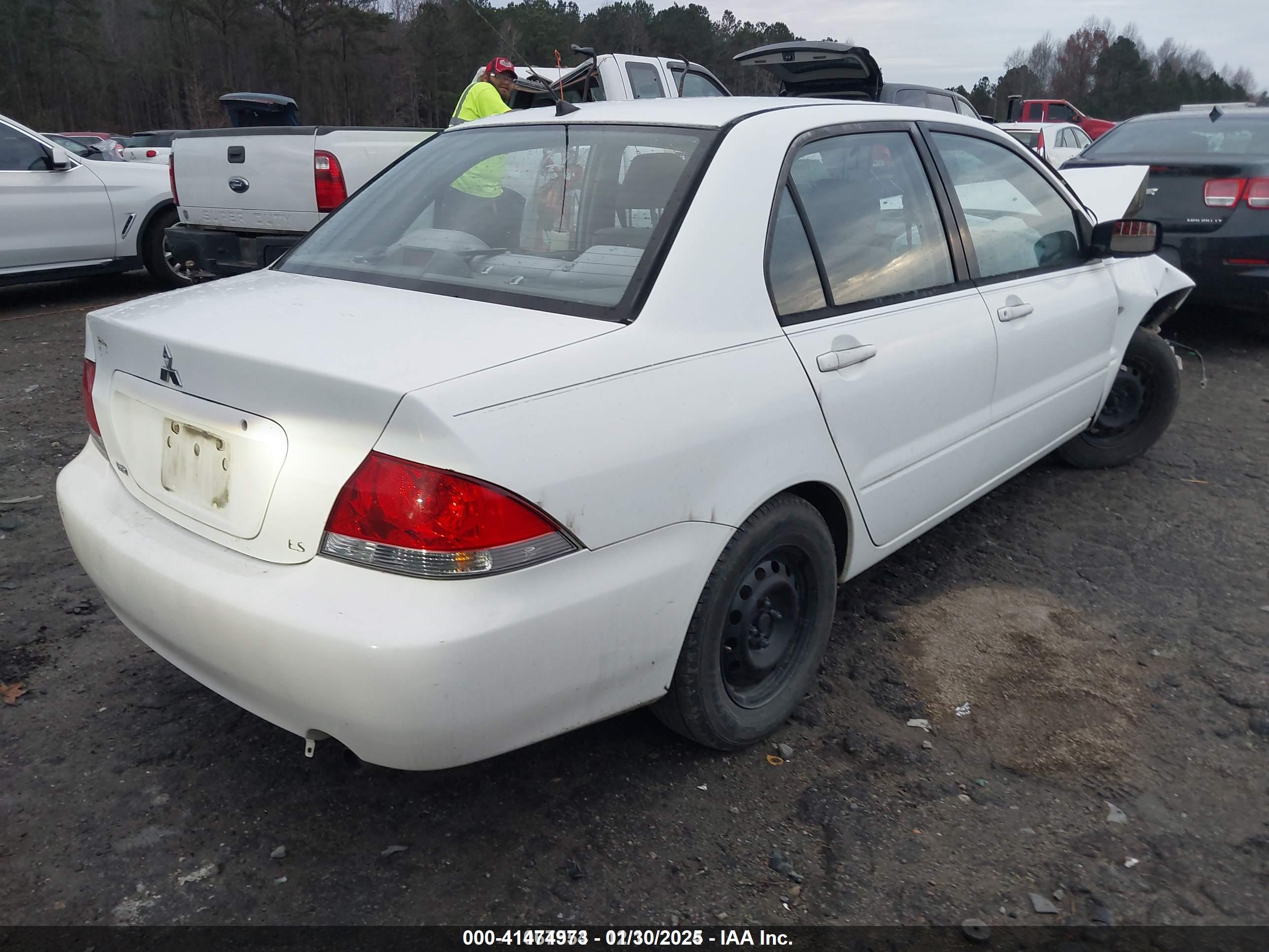 MITSUBISHI LANCER image 4