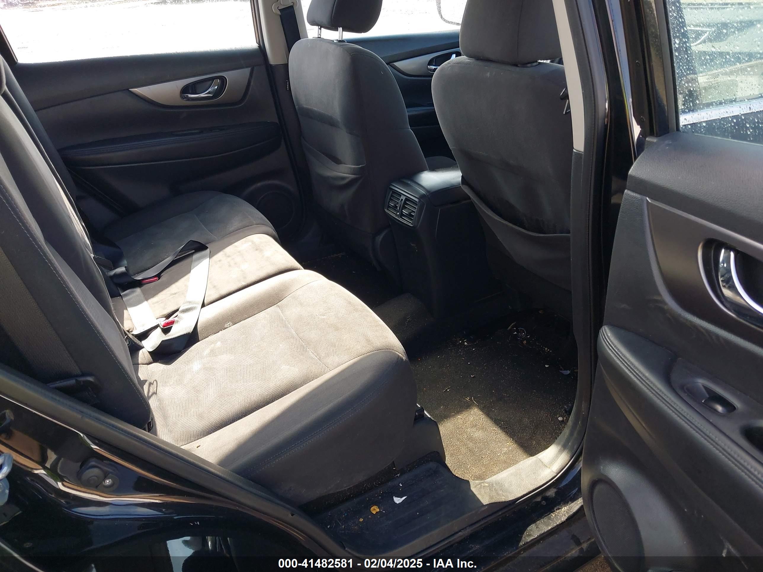 NISSAN ROGUE image 8