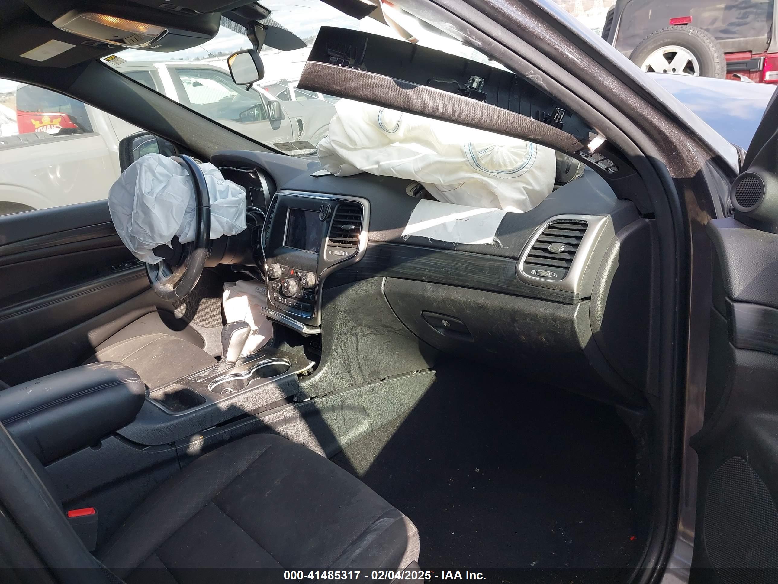 JEEP GRAND image 5