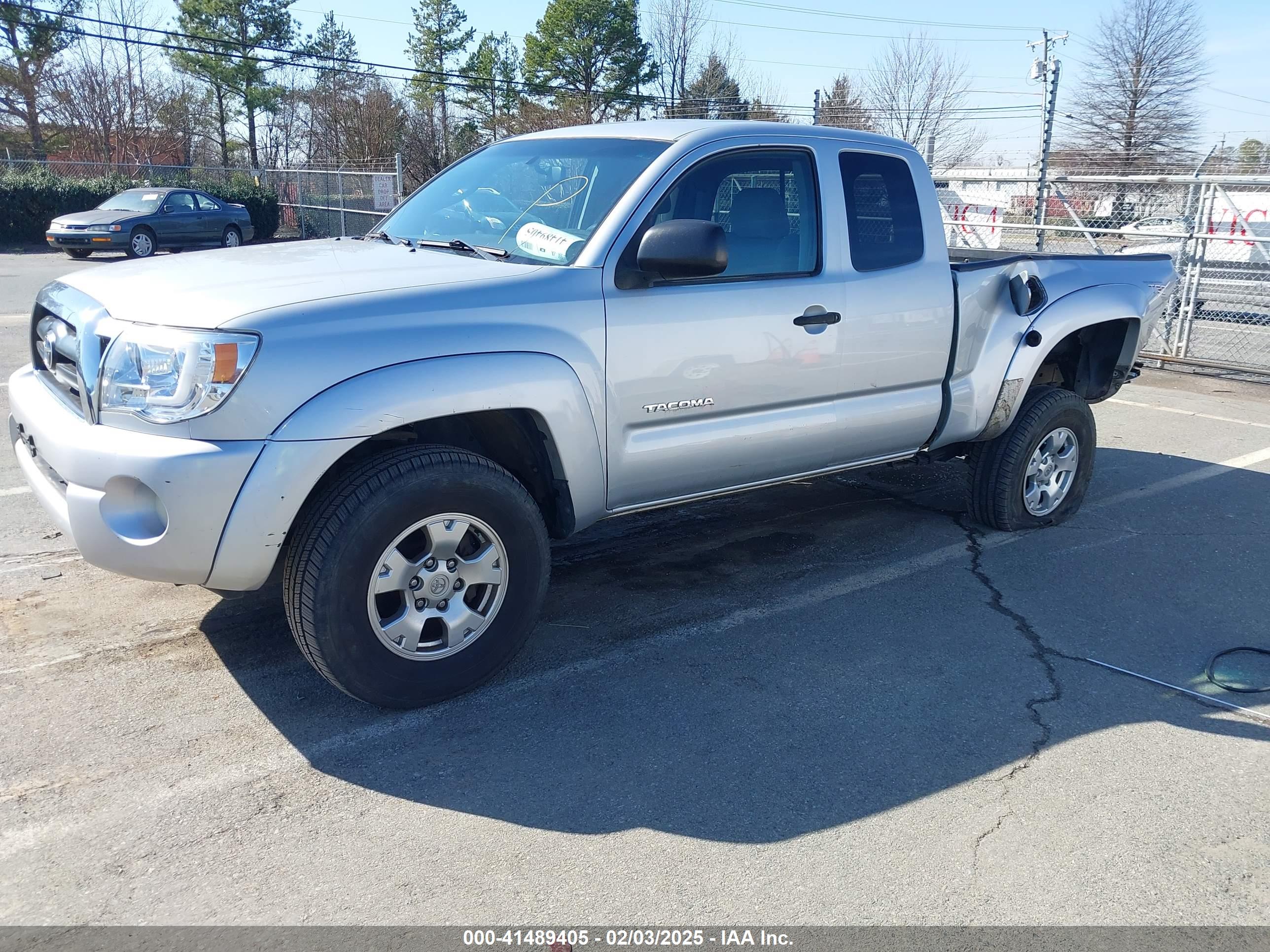 TOYOTA TACOMA image 2