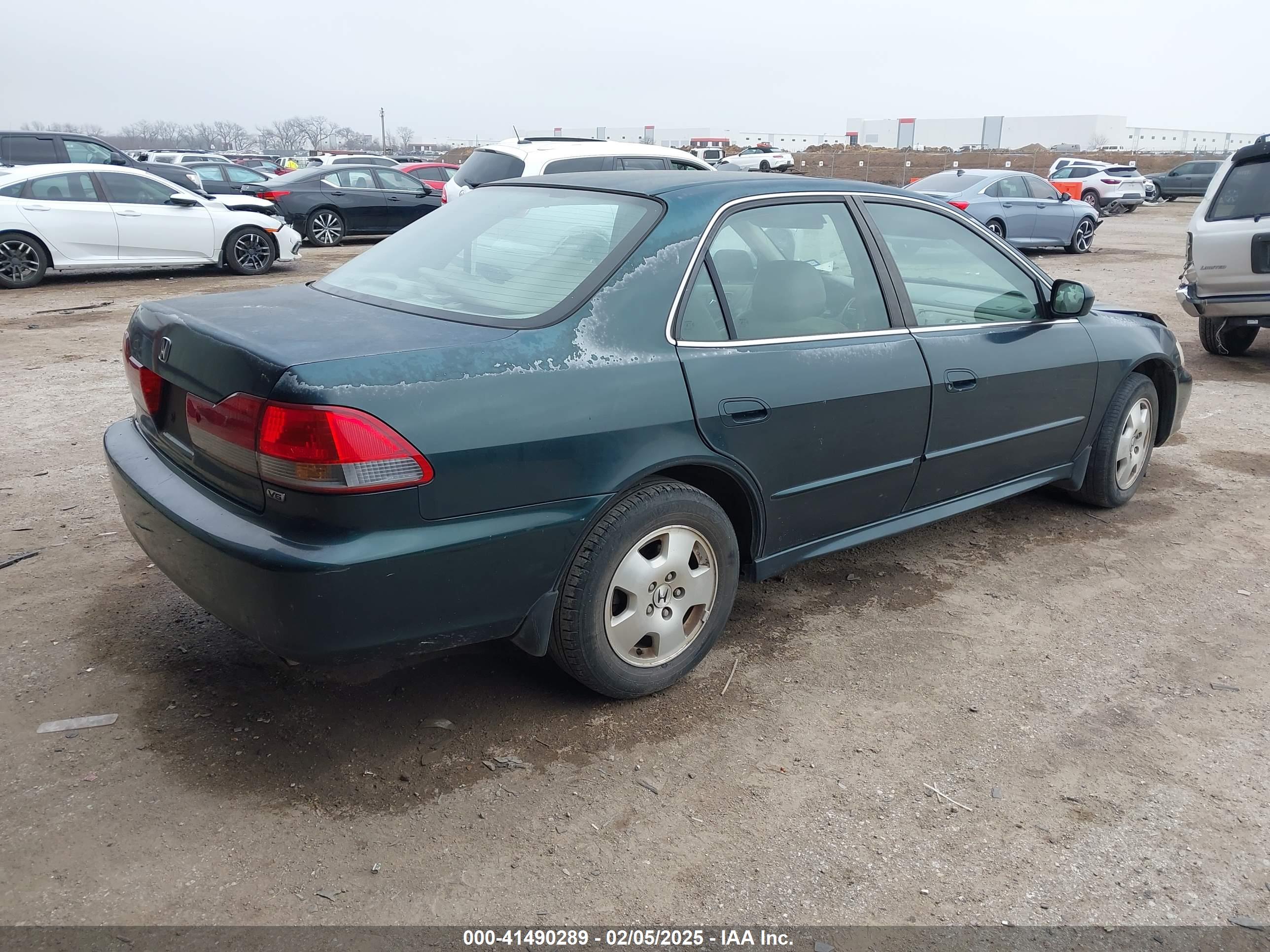 HONDA ACCORD image 4