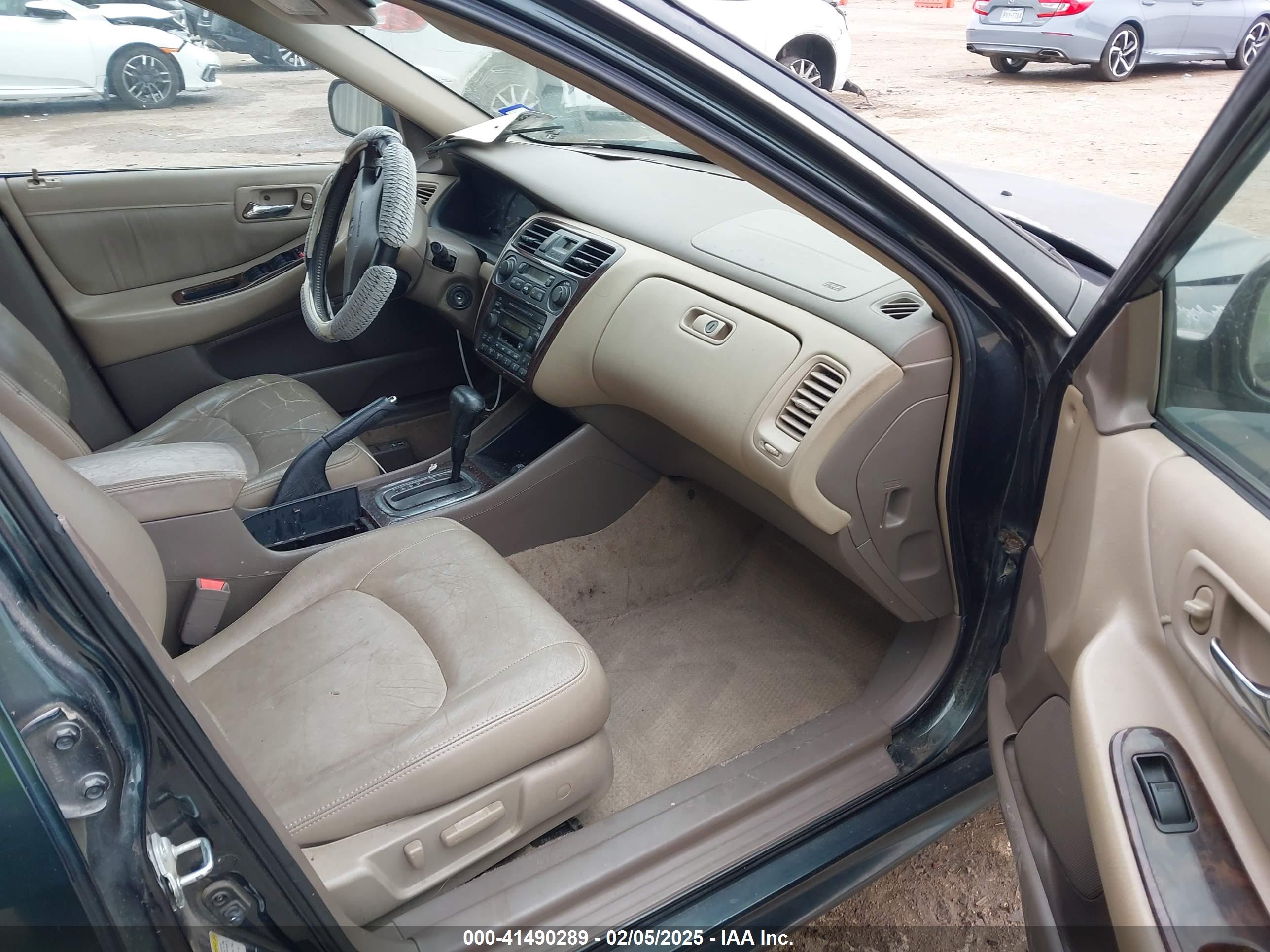 HONDA ACCORD image 5
