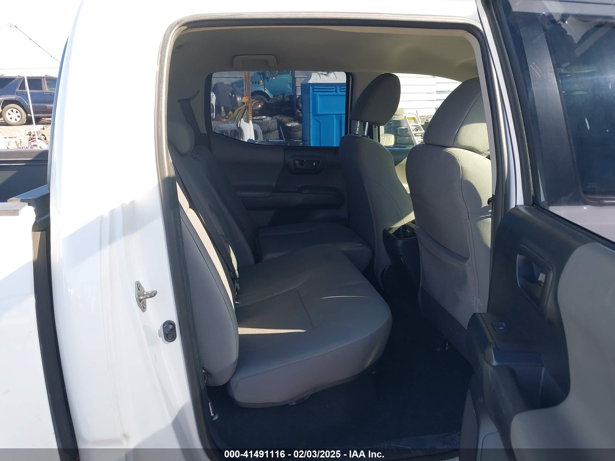 TOYOTA TACOMA image 8
