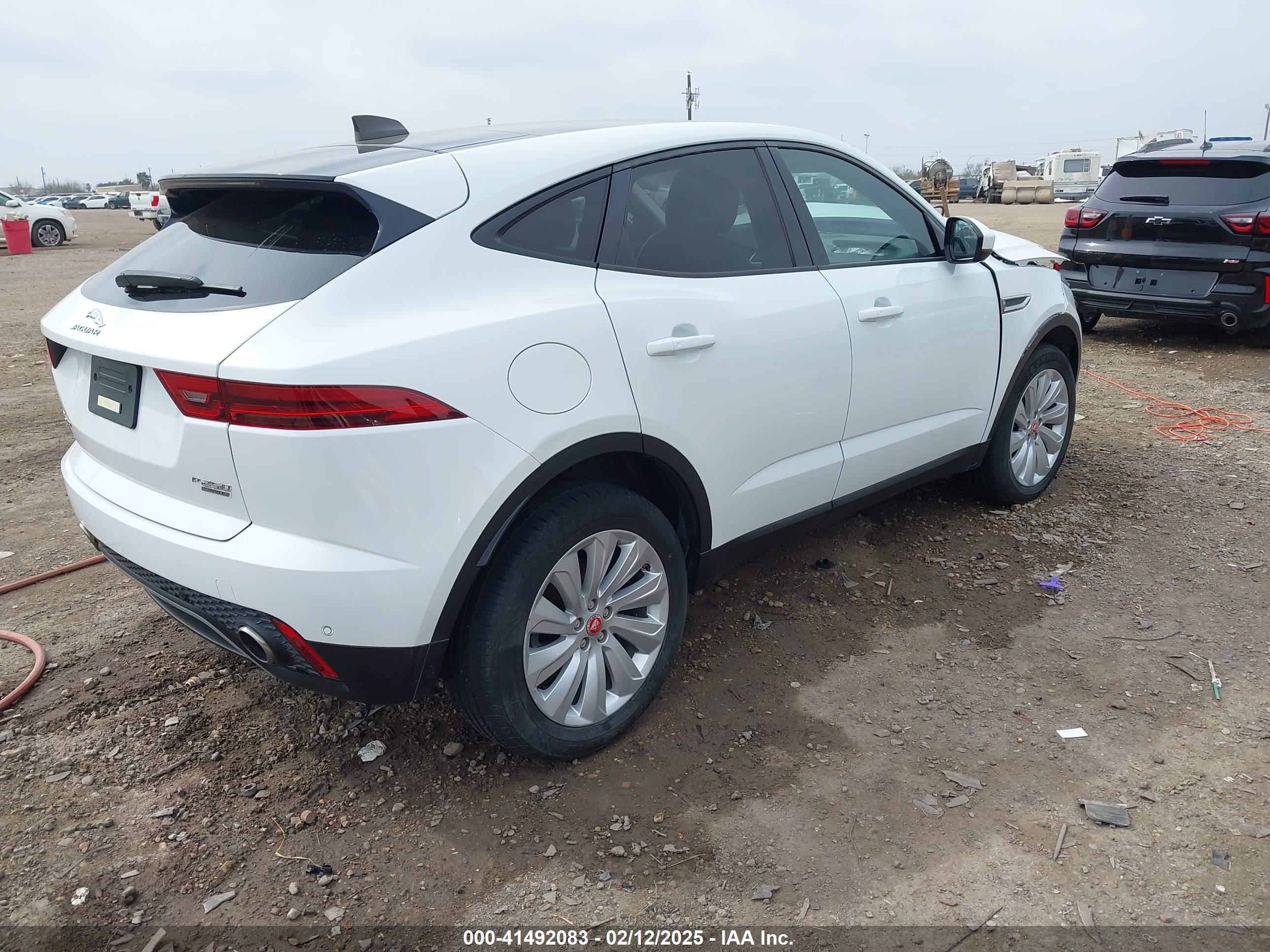 JAGUAR E-PACE image 4