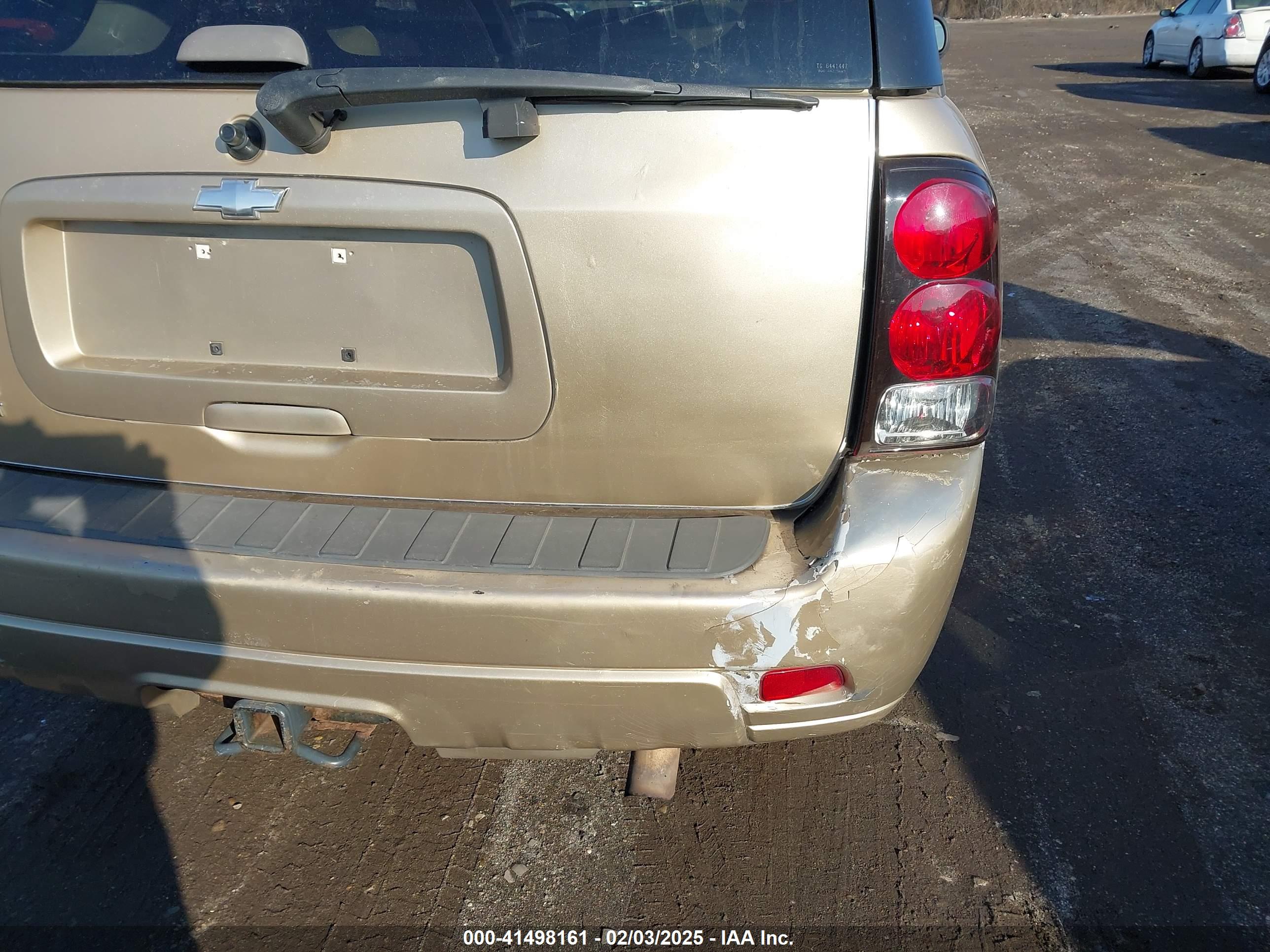 CHEVROLET TRAILBLAZER image 6