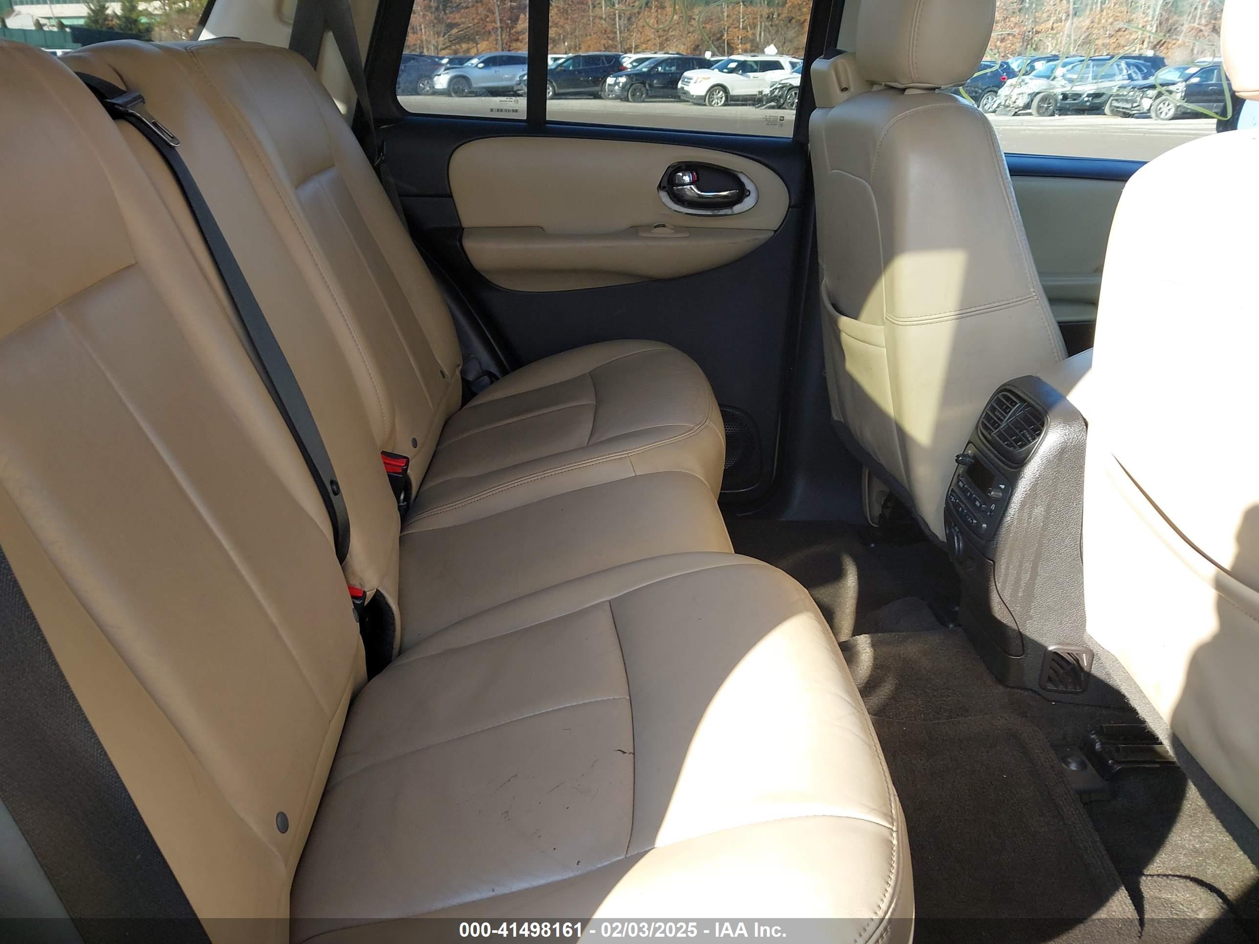 CHEVROLET TRAILBLAZER image 8