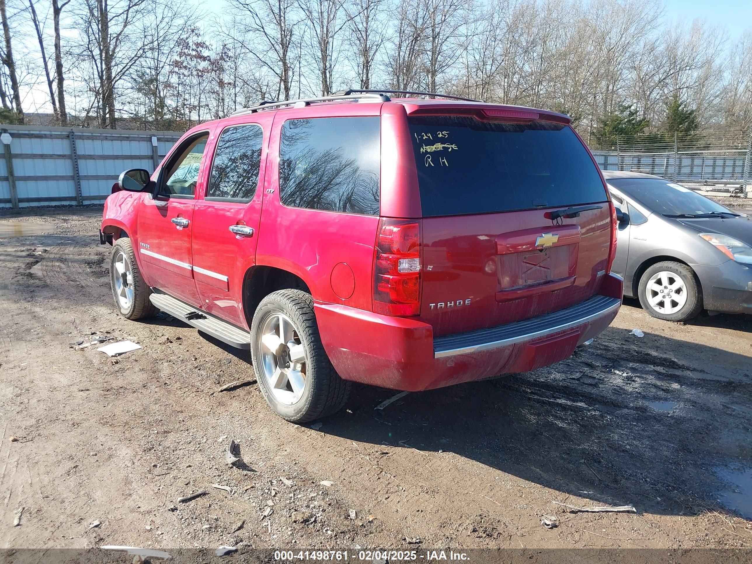 CHEVROLET TAHOE image 3