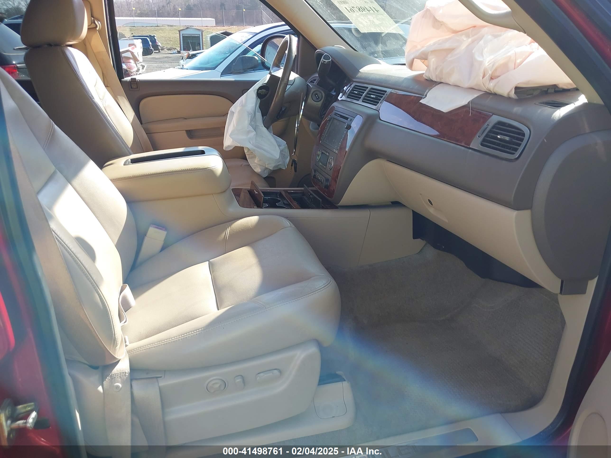 CHEVROLET TAHOE image 5