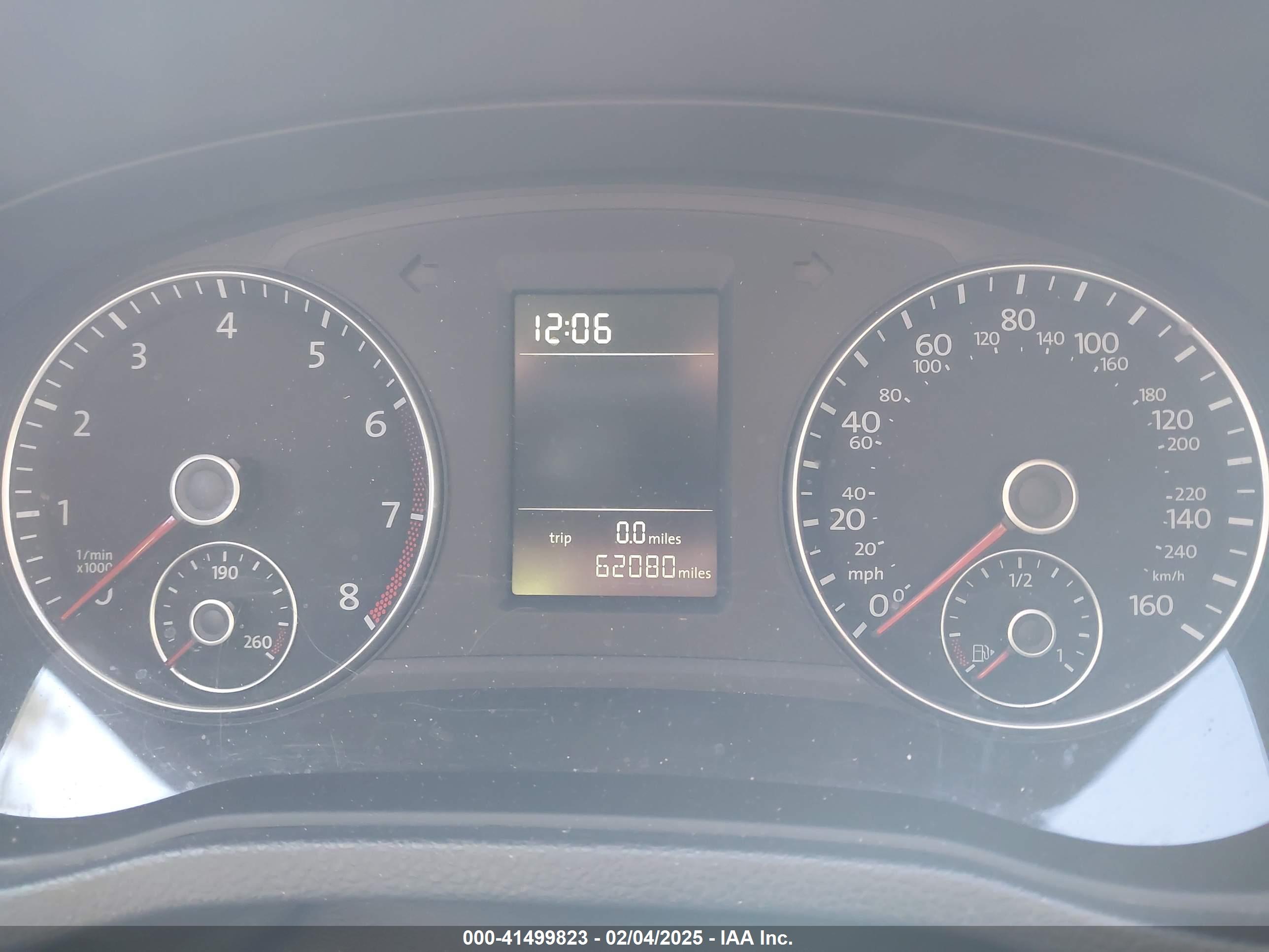 VOLKSWAGEN PASSAT image 7
