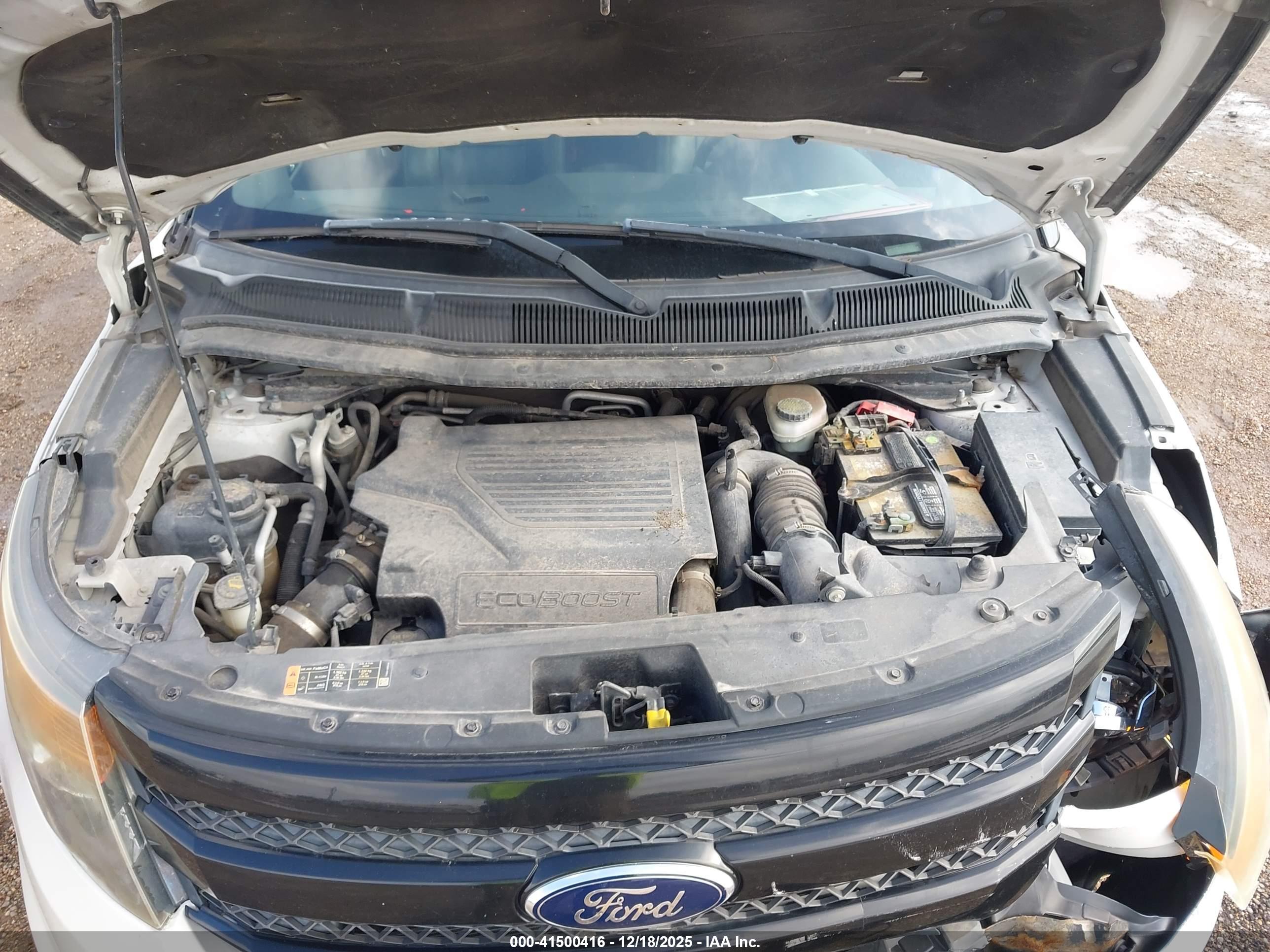 FORD EXPLORER image 10