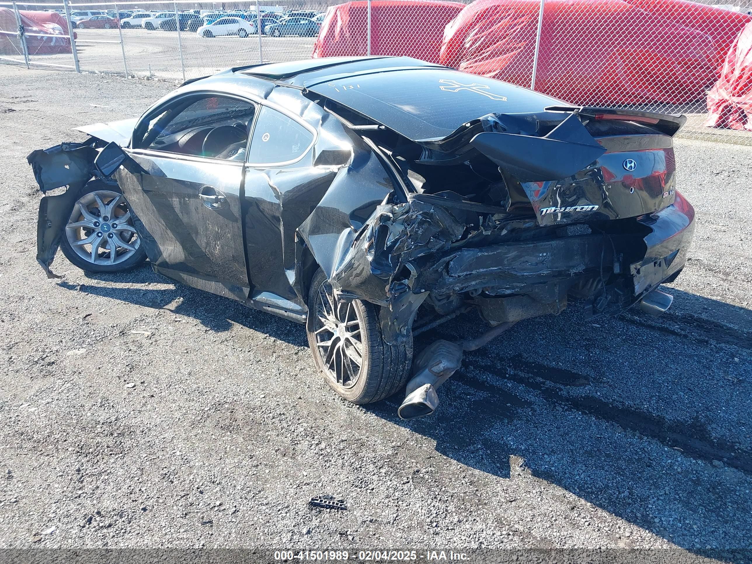HYUNDAI TIBURON image 3