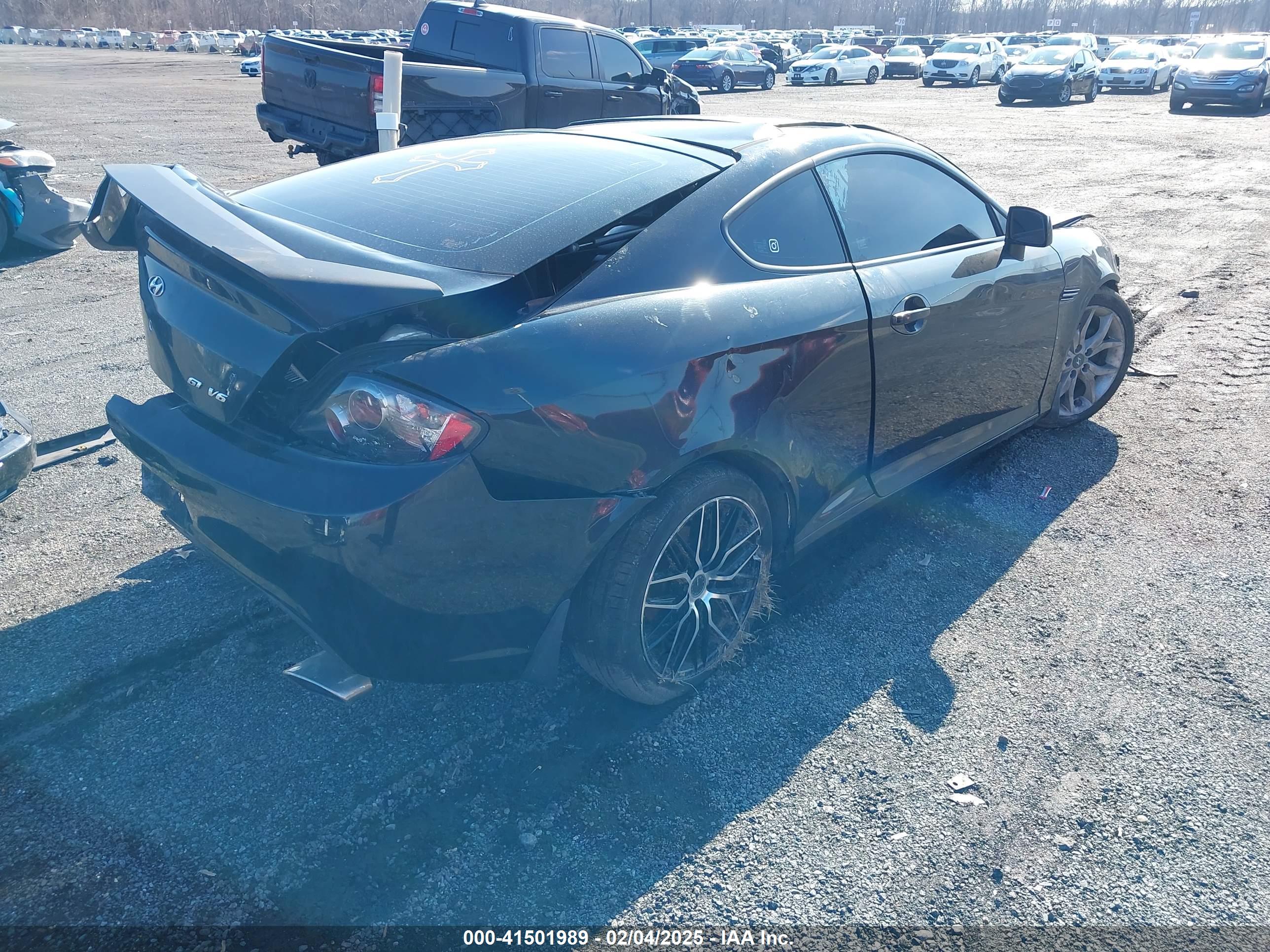 HYUNDAI TIBURON image 4
