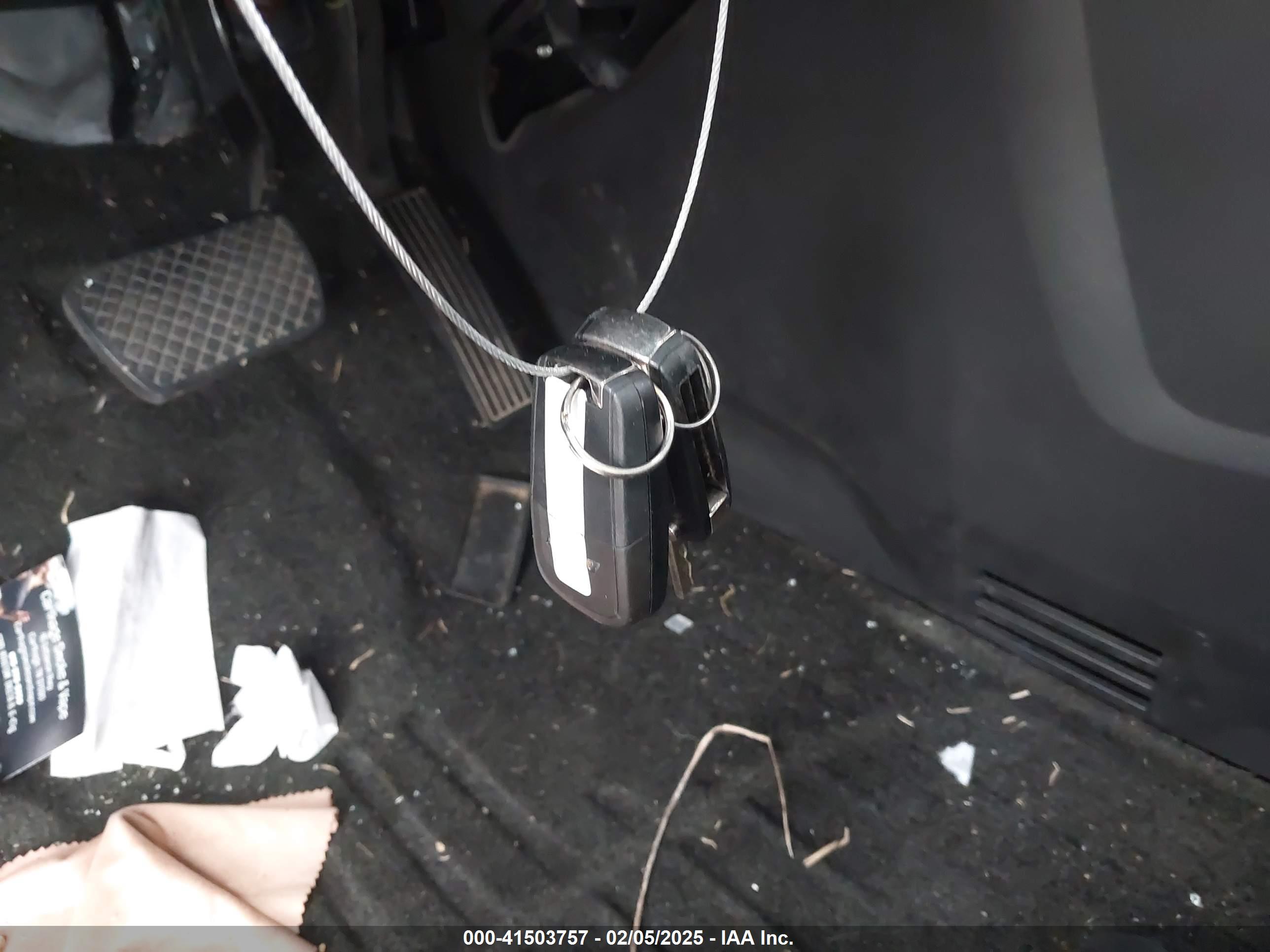 CHEVROLET EQUINOX image 11