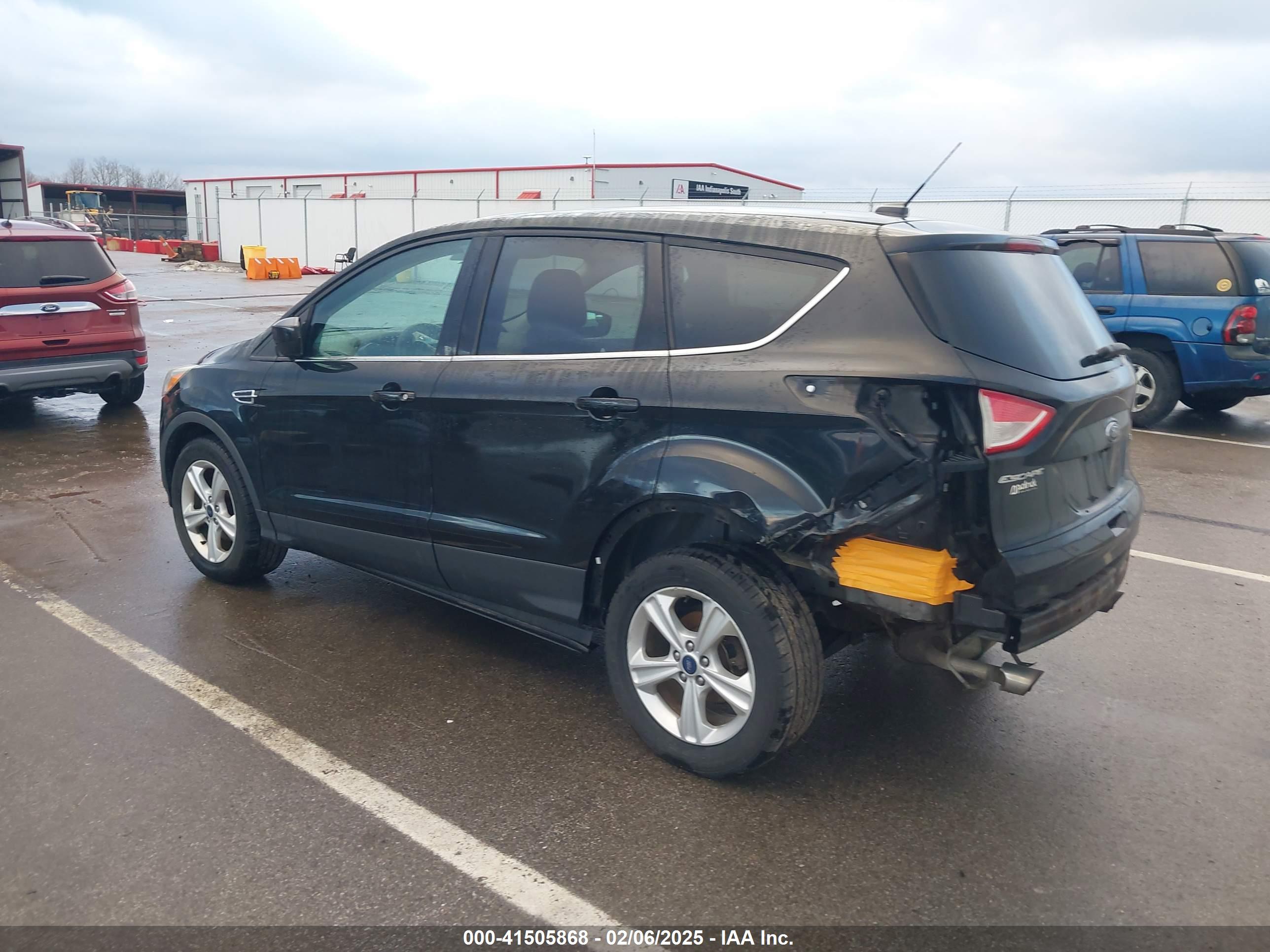 FORD ESCAPE image 3