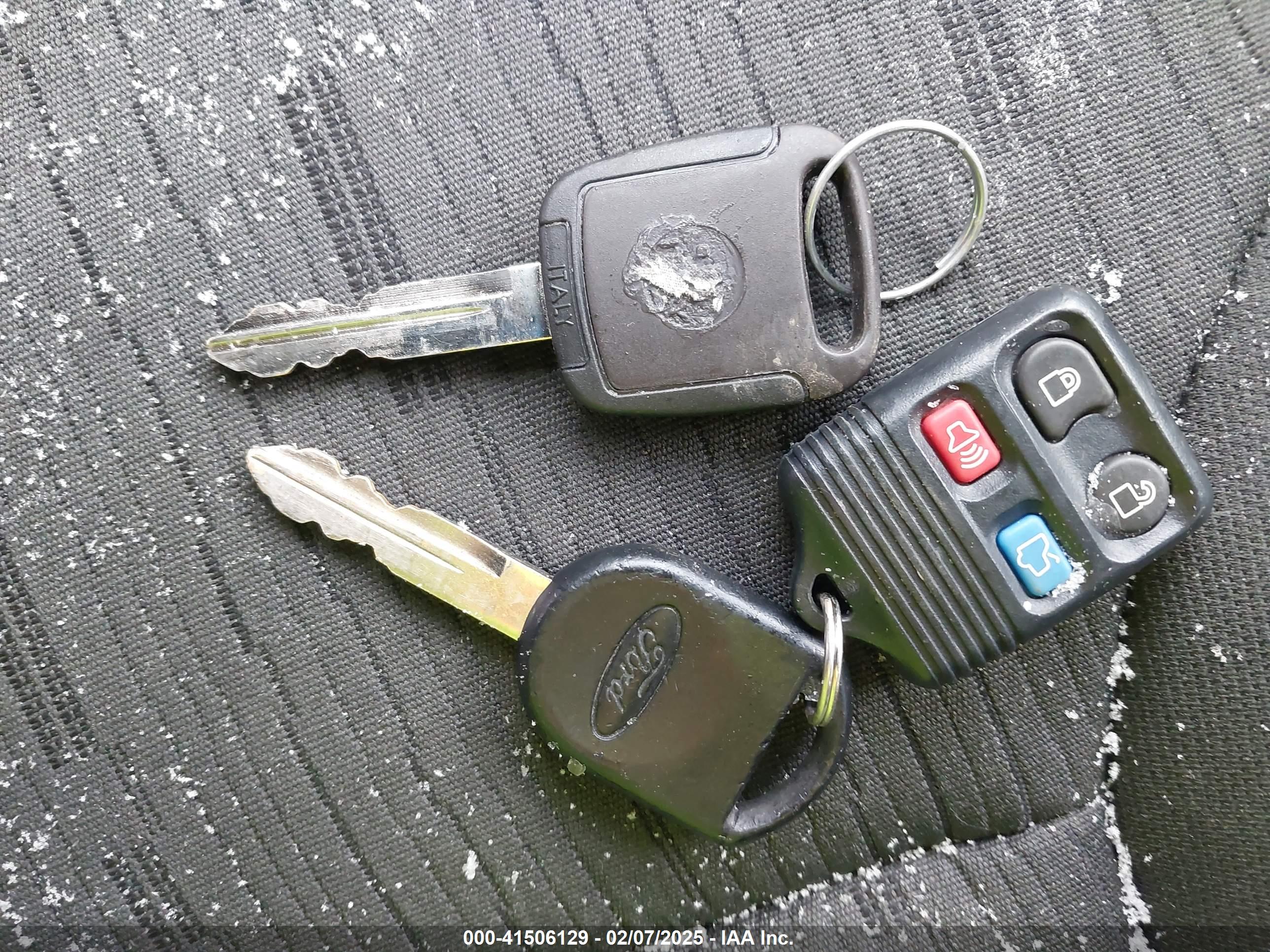 FORD FOCUS image 11