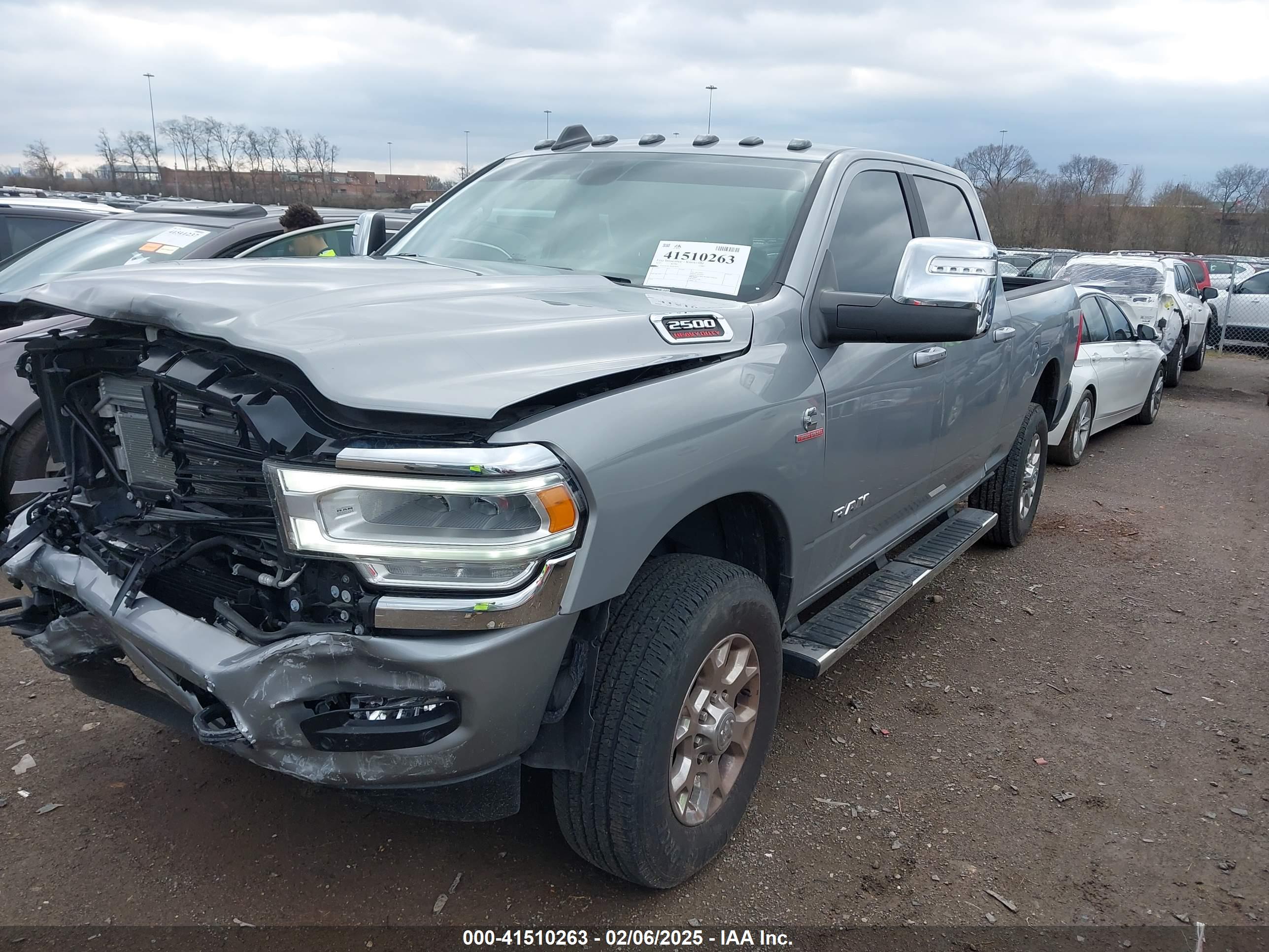 RAM 2500 image 2