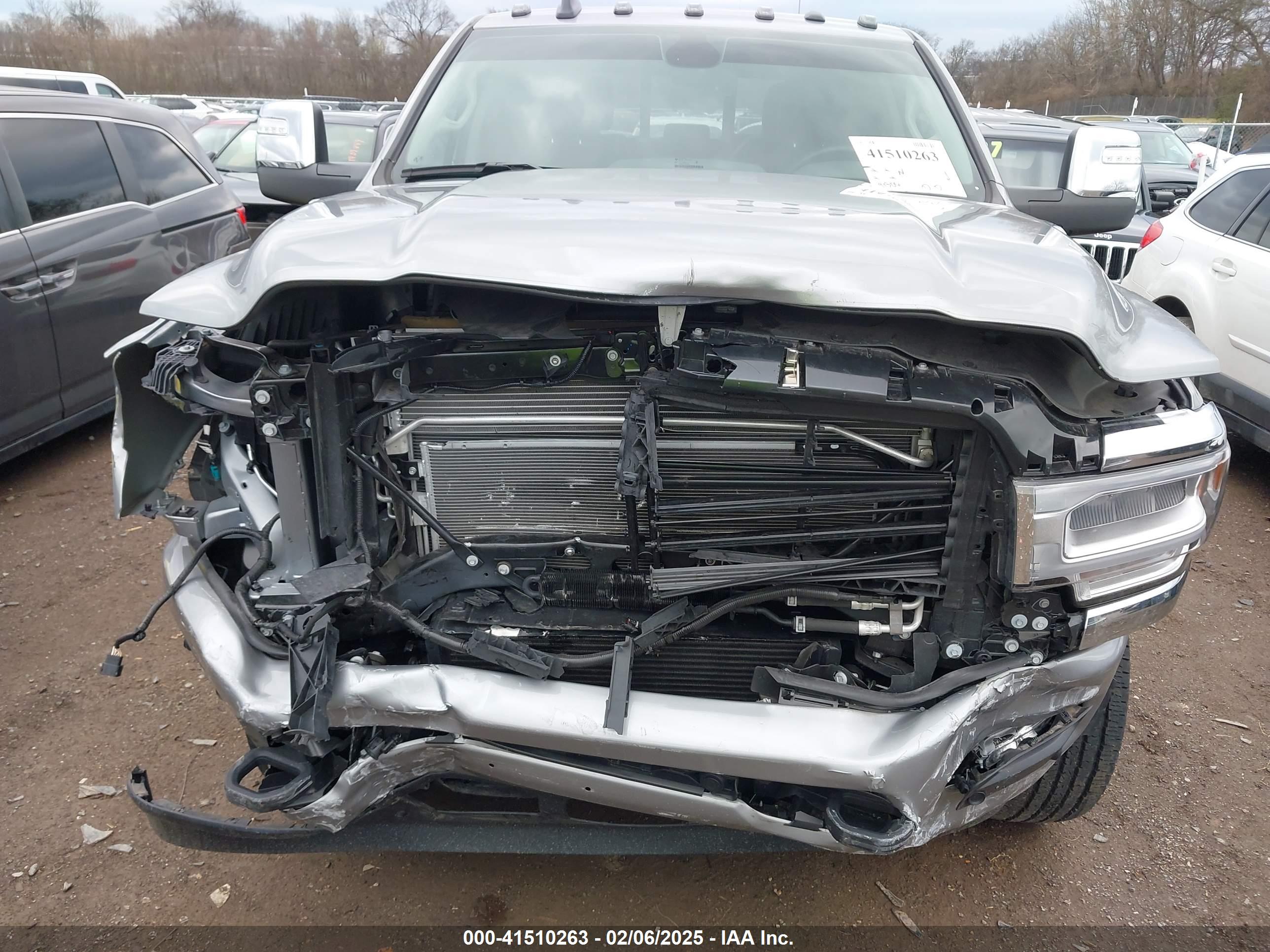 RAM 2500 image 6